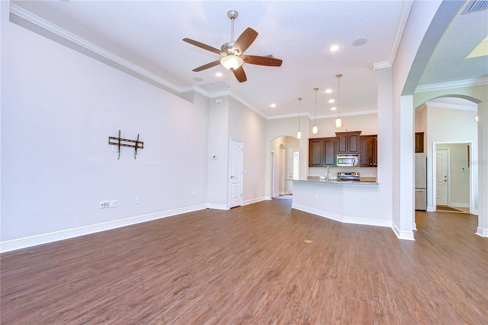 826 VINO VERDE CIRCLE, Brandon, FL 33511 826 VINO VERDE CIRCLE, Brandon, FL 33511
