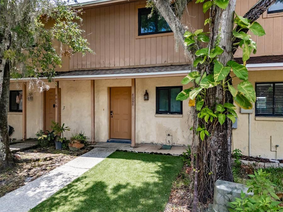 Property photo for 4008 OAK LIMB, Tampa, FL