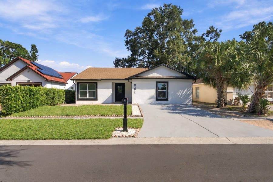 Property photo for 9224 CAMINO VILLA BOULEVARD, Tampa, FL