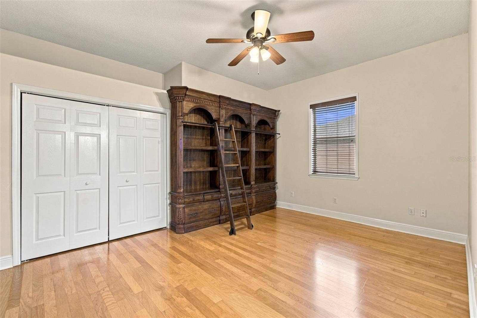 816 CITRUS WOOD LANE, Valrico, FL 33594