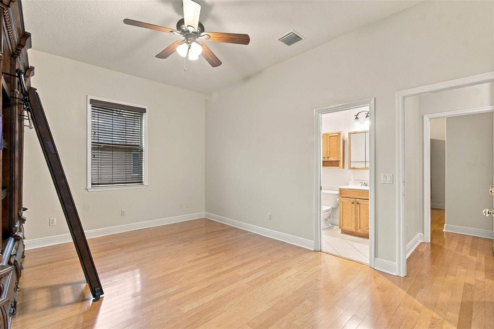 816 CITRUS WOOD LANE, Valrico, FL 33594