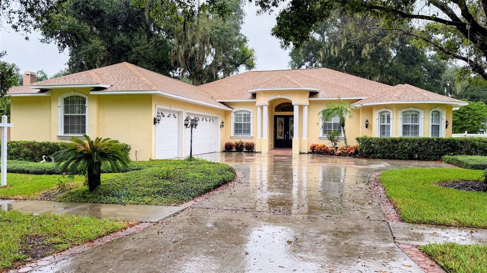 816 CITRUS WOOD LANE, Valrico, FL 33594