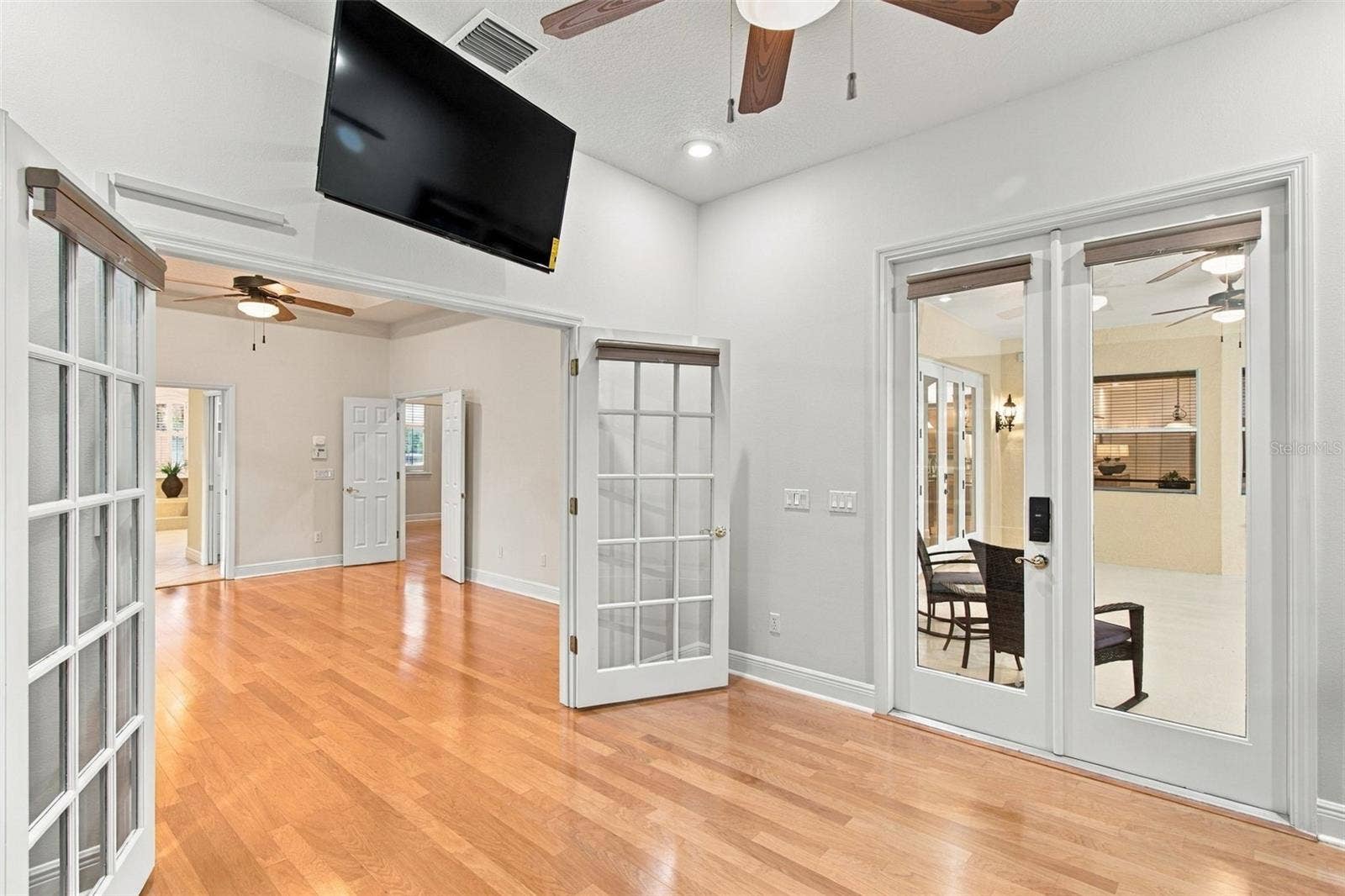 816 CITRUS WOOD LANE, Valrico, FL 33594