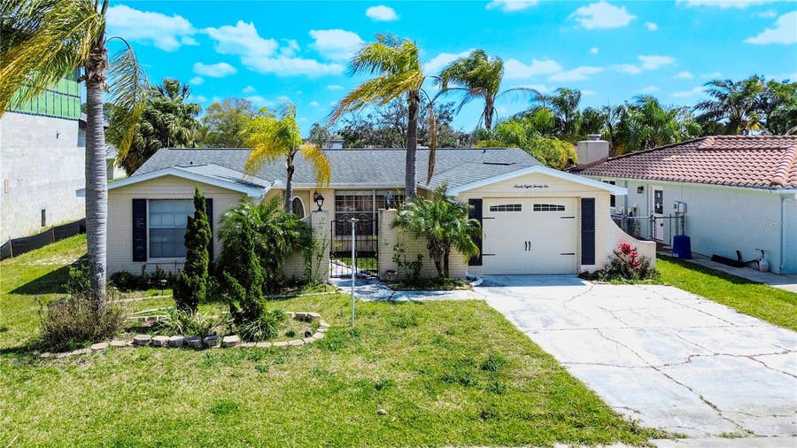 Property photo for 9826 ISLAND HARBOR DRIVE, Port Richey, FL