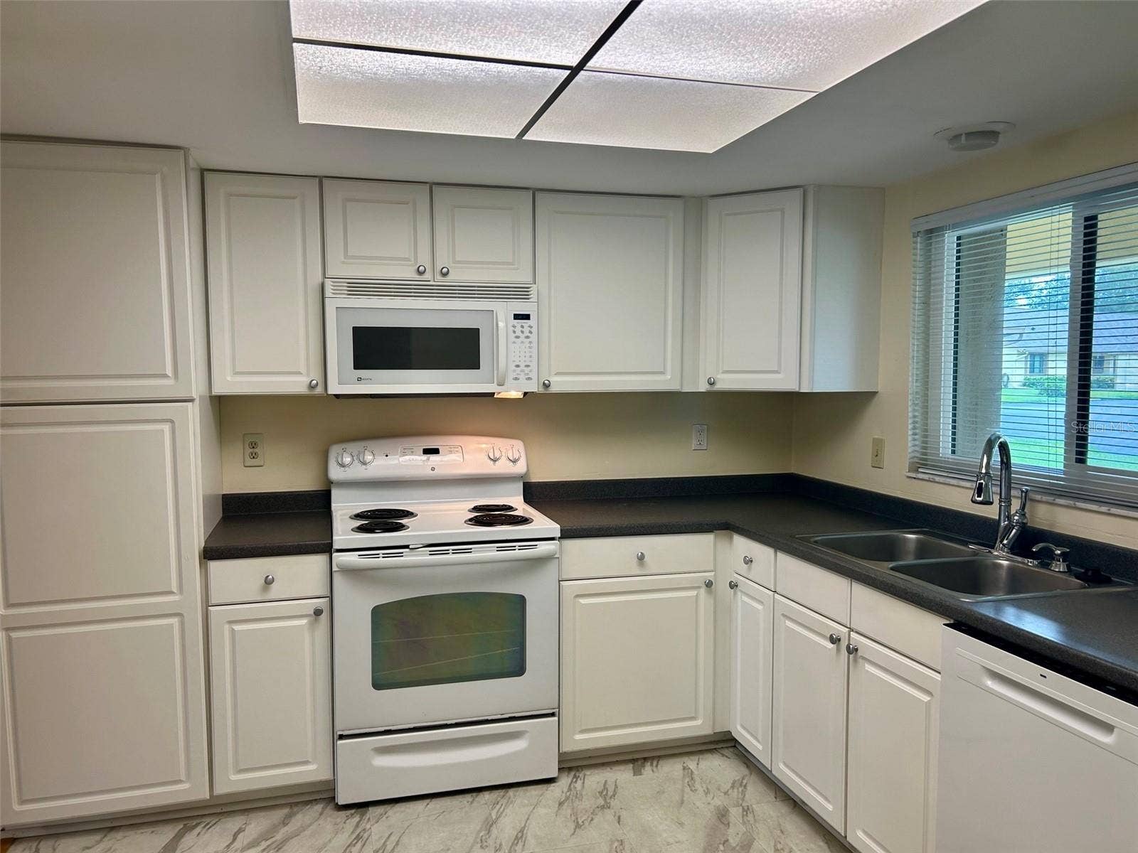 2506 OAKLEAF LANE, #25B, Clearwater, FL 33763 Kitchen With Window Over Sink