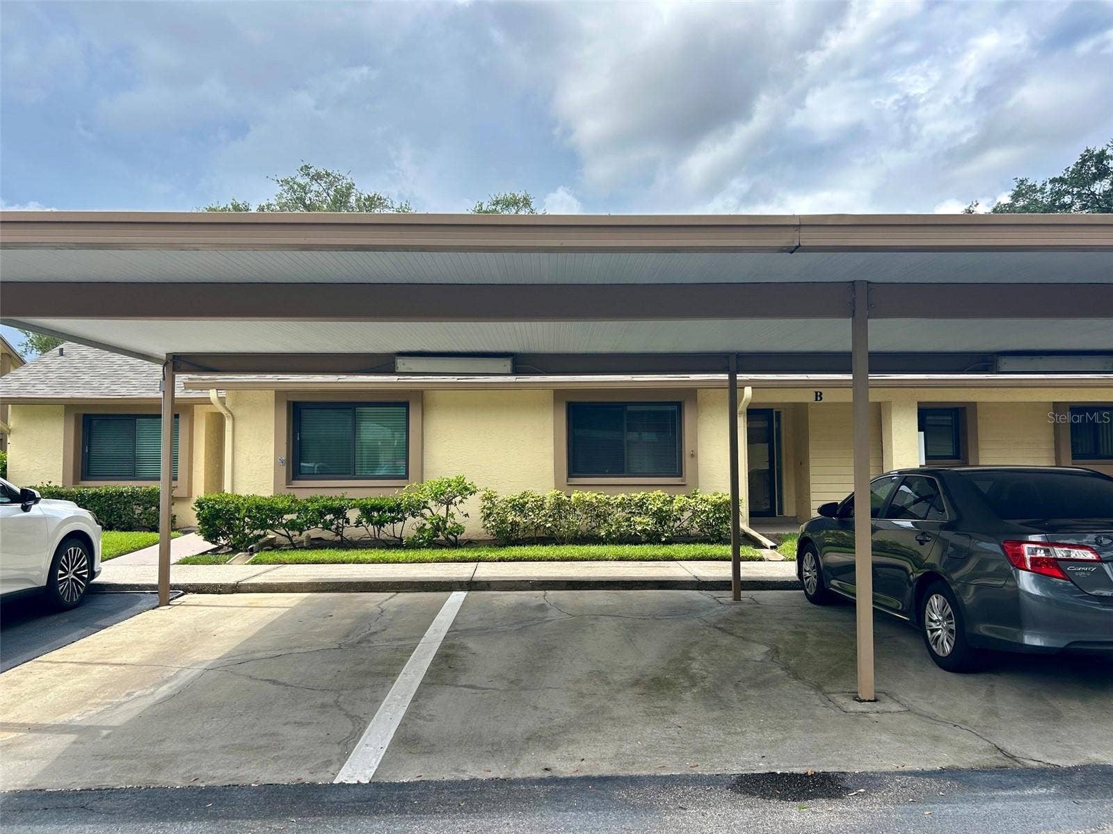 2506 OAKLEAF LANE, #25B, Clearwater, FL 33763 Assigned Carport Parking