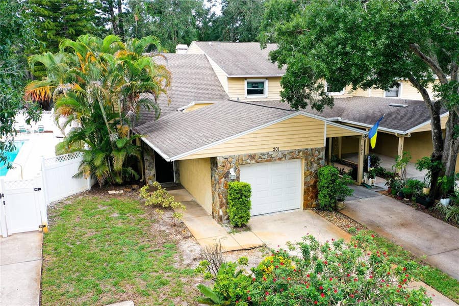 Property photo for 201 SOMERSET LANE, #201, Palm Harbor, FL