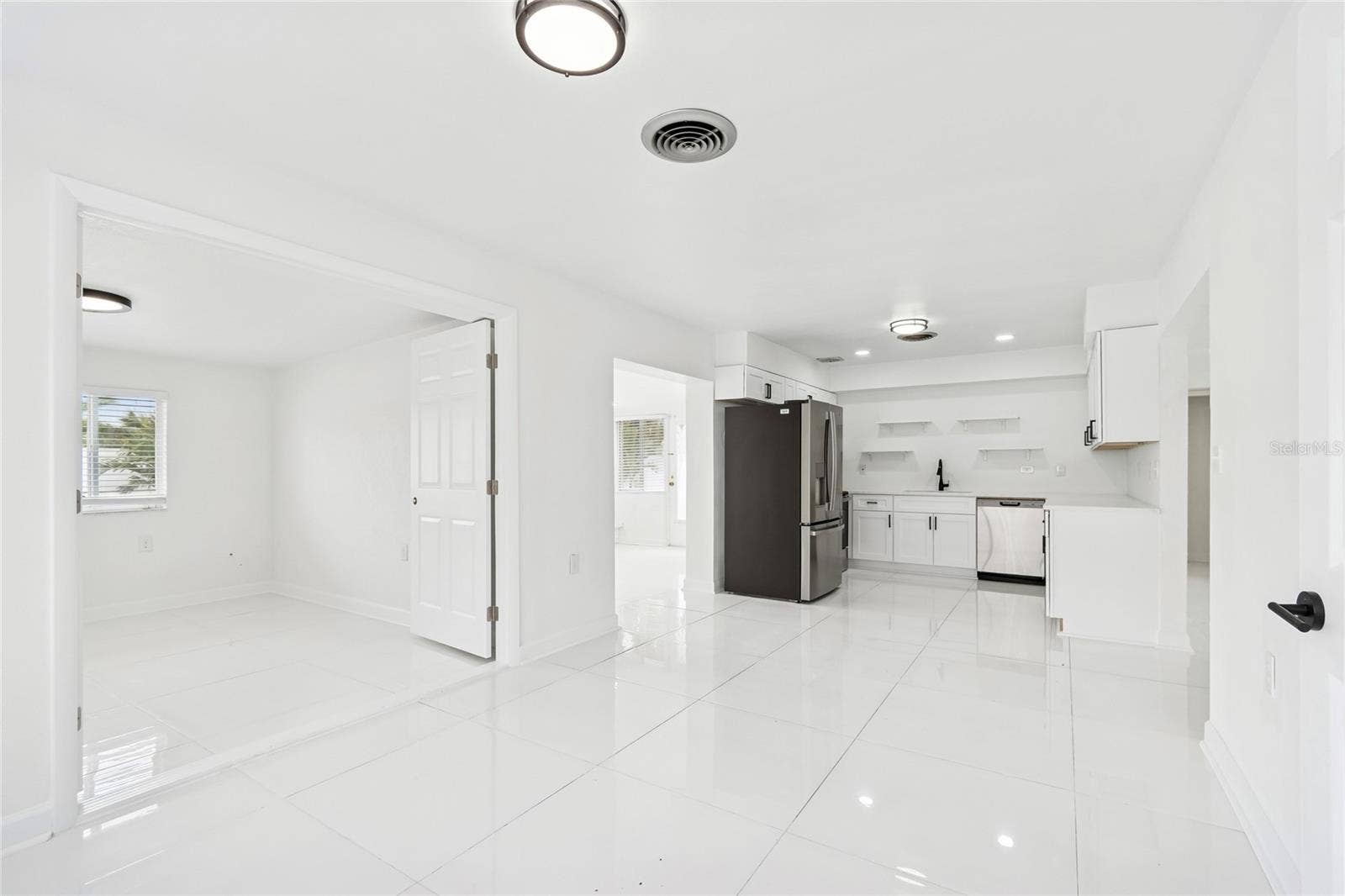 455 81ST AVENUE, St Pete Beach, FL 33706 Kitchen