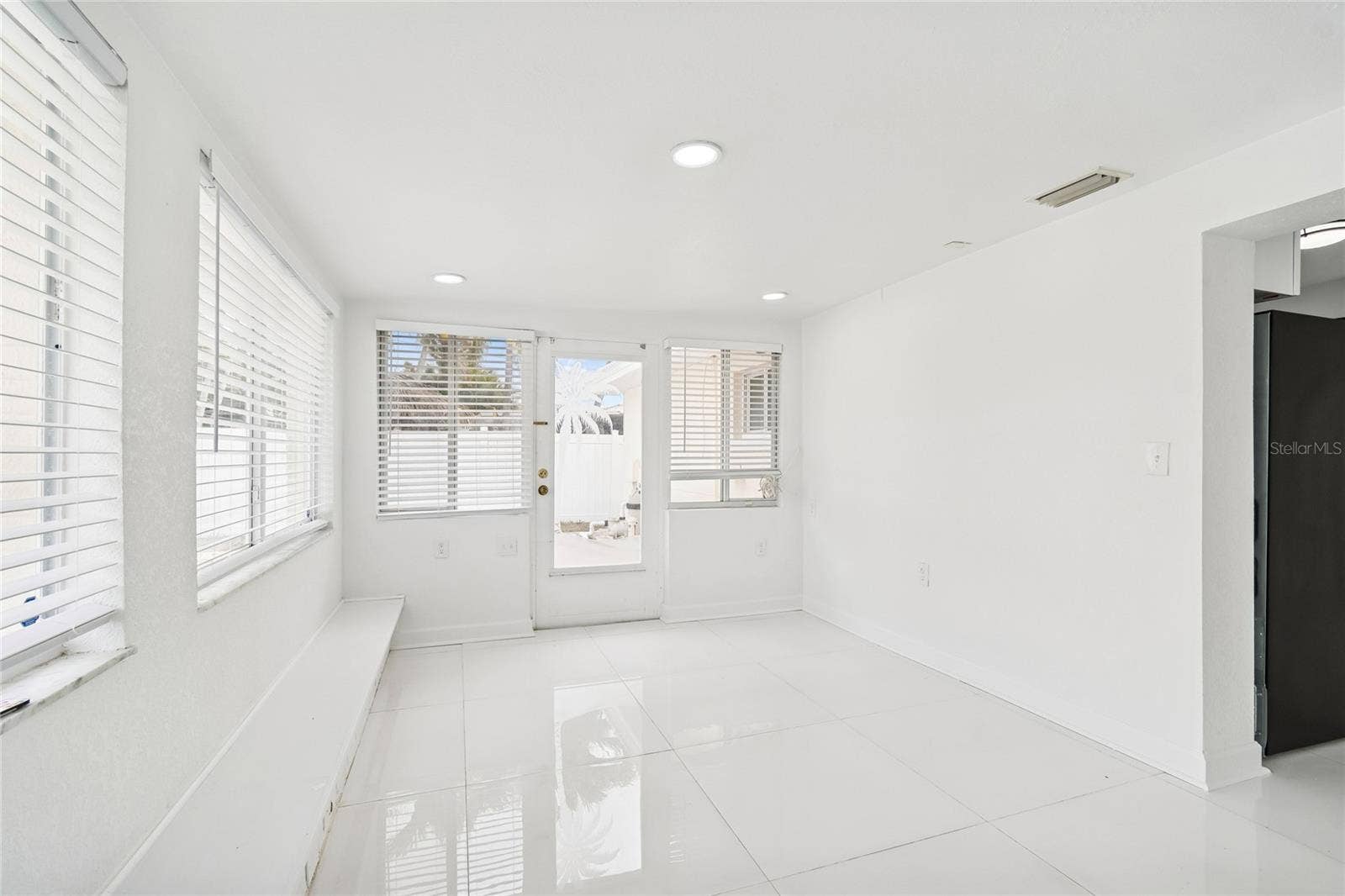 455 81ST AVENUE, St Pete Beach, FL 33706 Florida room
