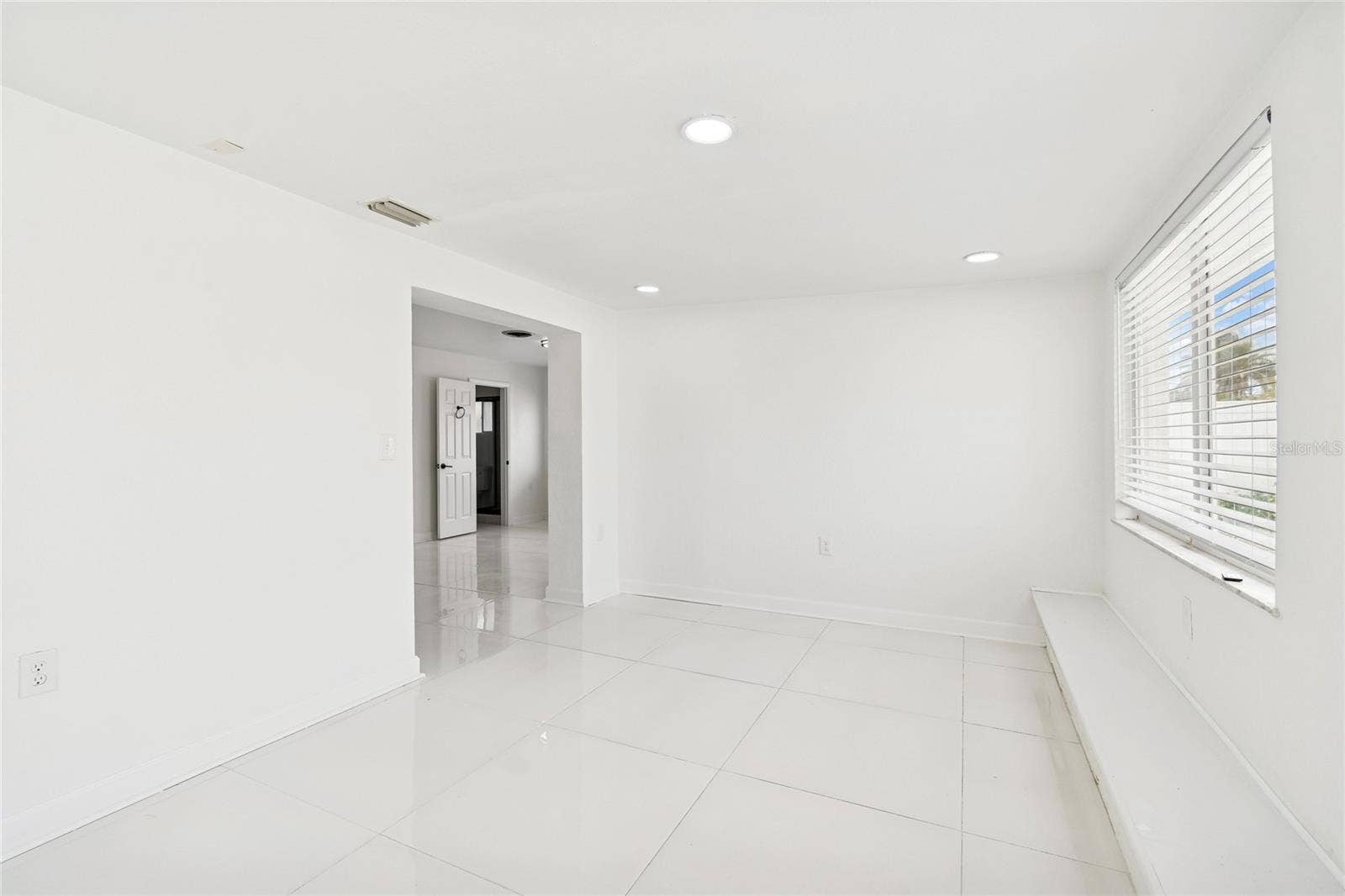 455 81ST AVENUE, St Pete Beach, FL 33706 Florida room