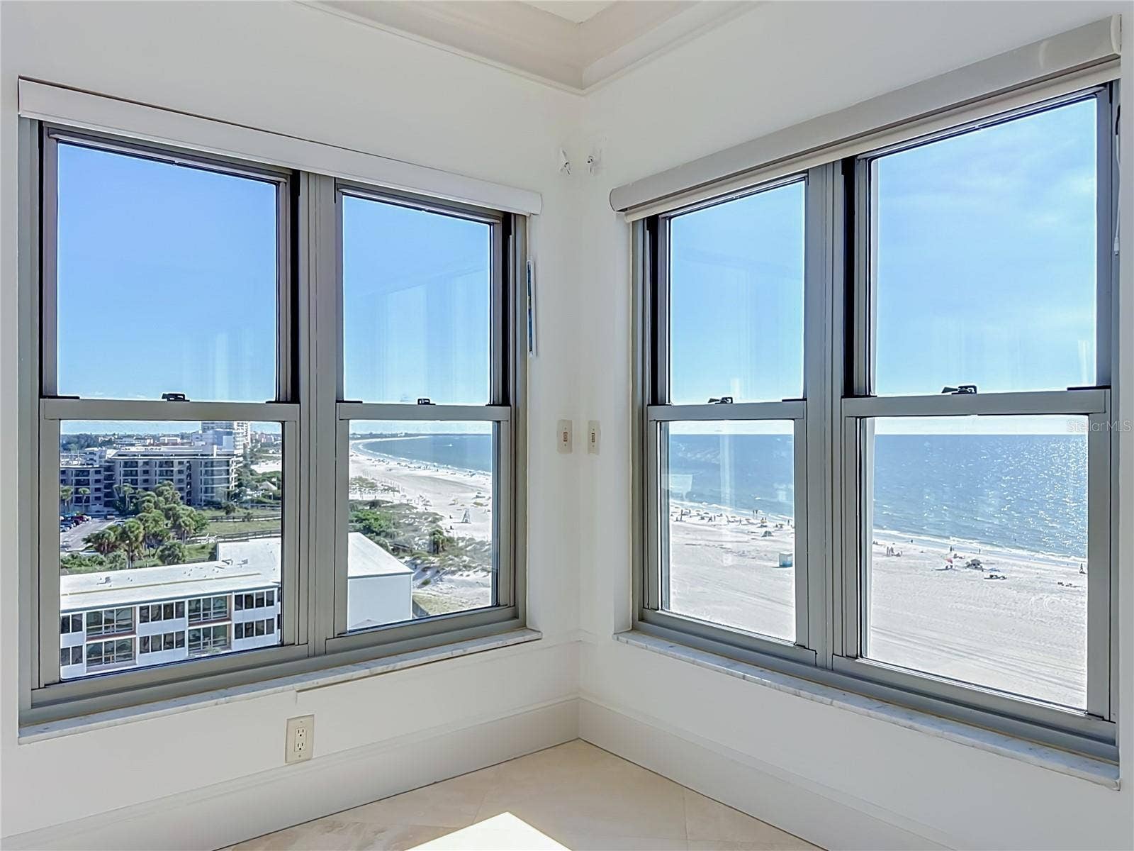 4950 GULF BOULEVARD, #903, St Pete Beach, FL 33706 4950 GULF BOULEVARD, #903, St Pete Beach, FL 33706