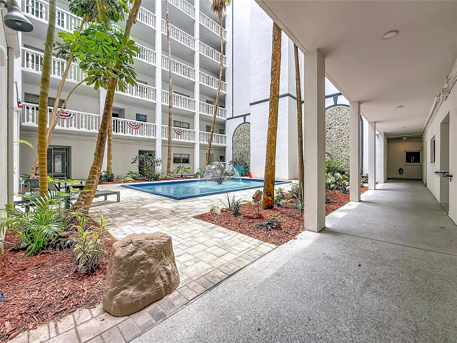 4950 GULF BOULEVARD, #903, St Pete Beach, FL 33706 4950 GULF BOULEVARD, #903, St Pete Beach, FL 33706