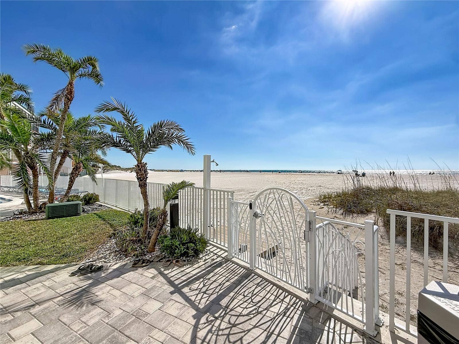 4950 GULF BOULEVARD, #903, St Pete Beach, FL 33706 4950 GULF BOULEVARD, #903, St Pete Beach, FL 33706