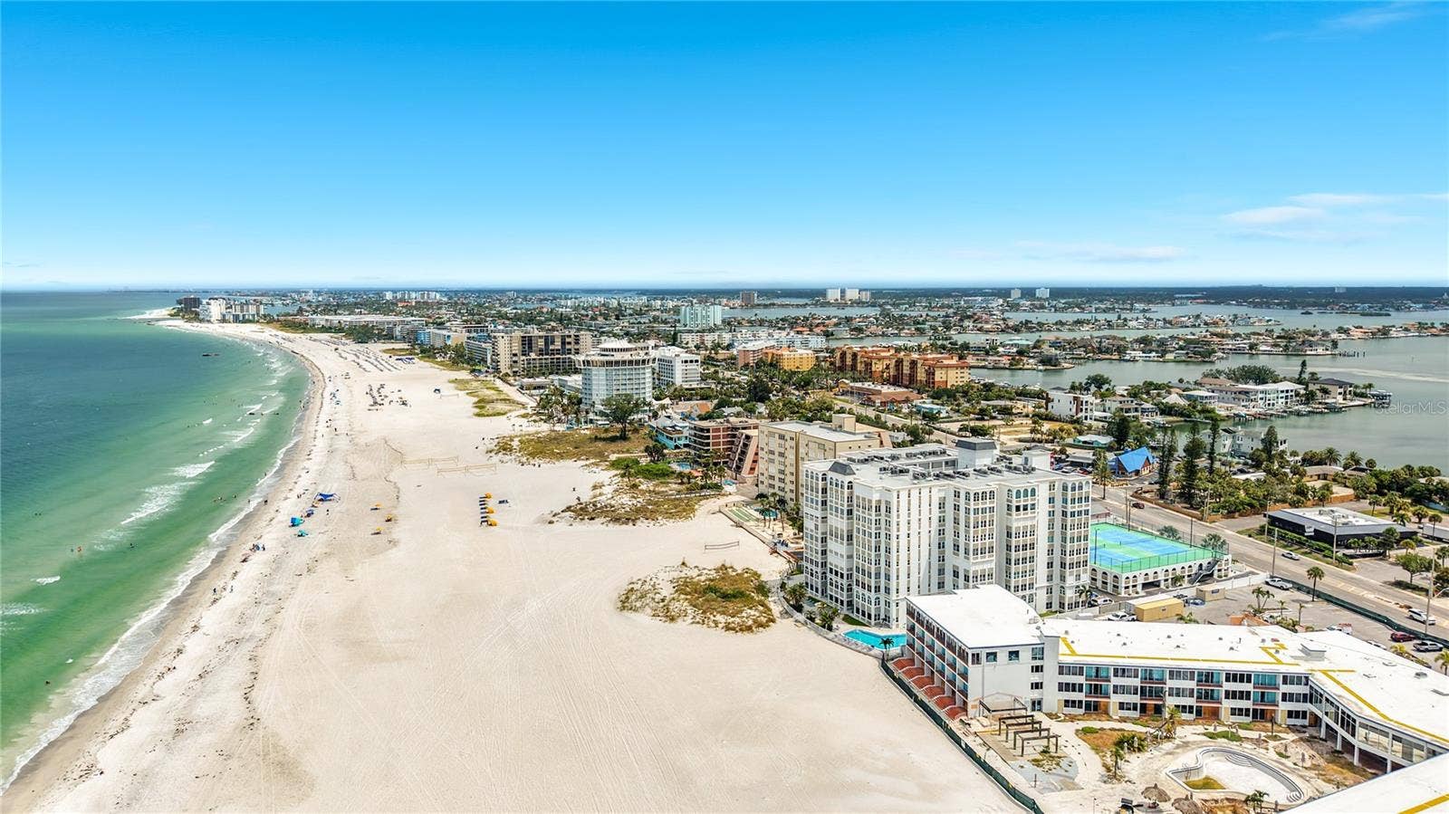 4950 GULF BOULEVARD, #903, St Pete Beach, FL 33706 4950 GULF BOULEVARD, #903, St Pete Beach, FL 33706