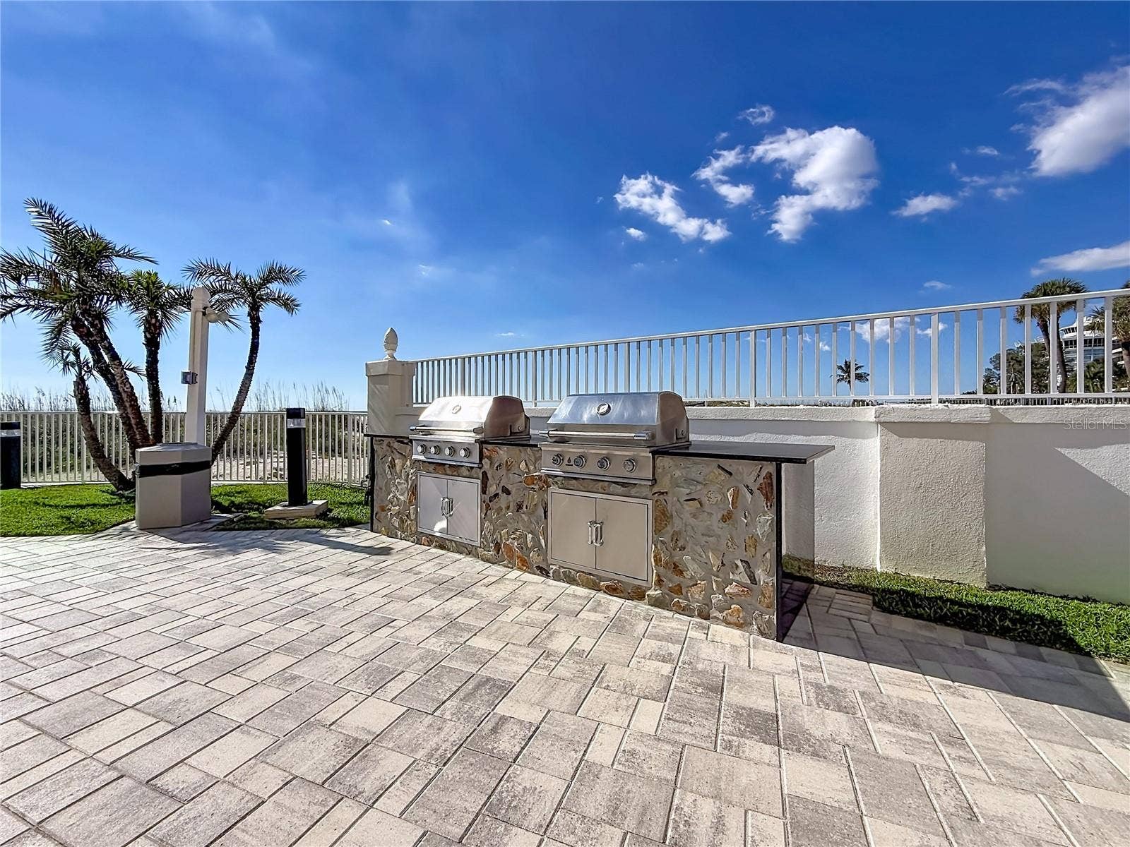 4950 GULF BOULEVARD, #903, St Pete Beach, FL 33706 4950 GULF BOULEVARD, #903, St Pete Beach, FL 33706