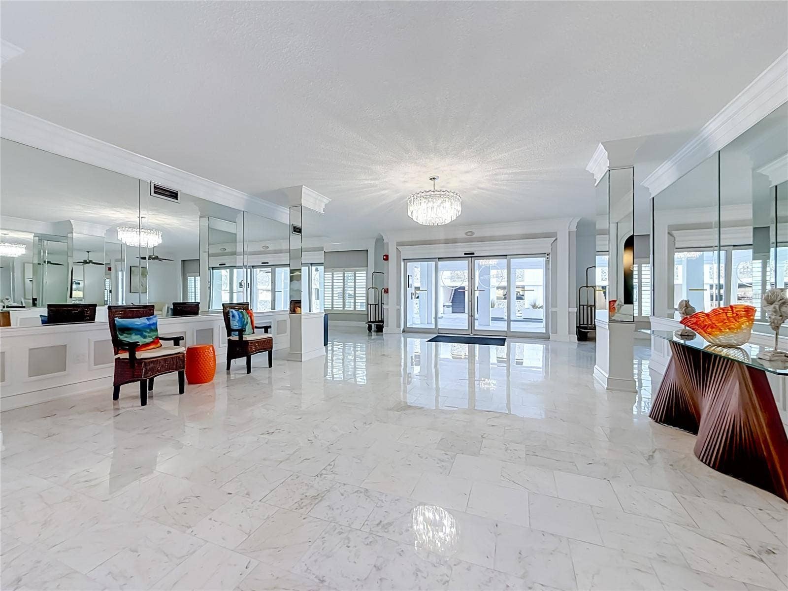 4950 GULF BOULEVARD, #903, St Pete Beach, FL 33706 4950 GULF BOULEVARD, #903, St Pete Beach, FL 33706