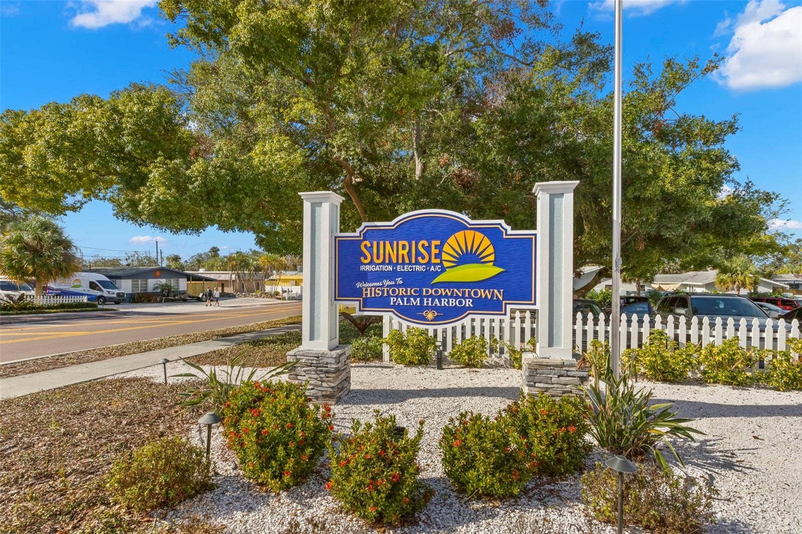 1419 INDIAN TRAIL S, Palm Harbor, FL 34683 Local Amenities