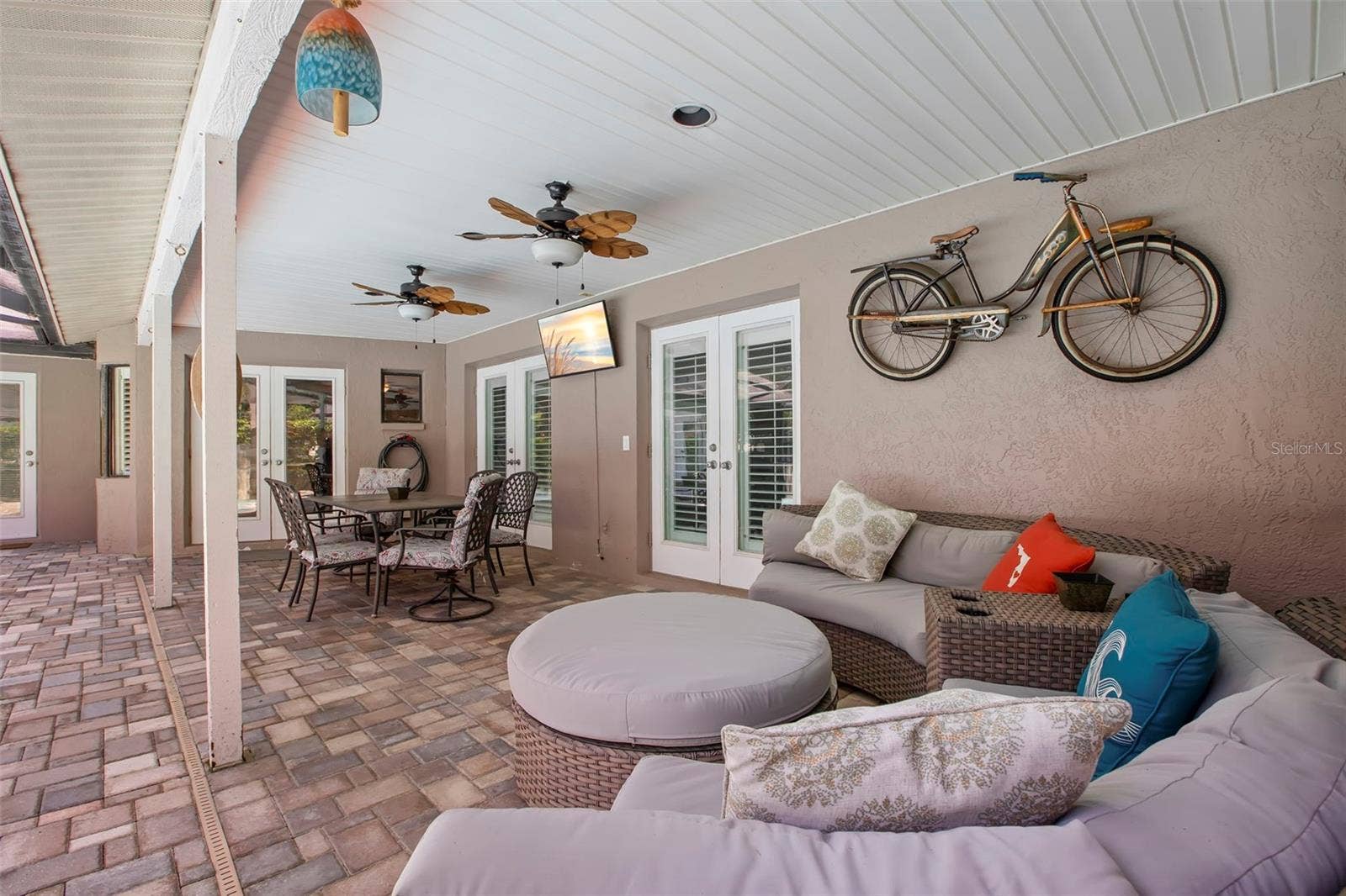 1419 INDIAN TRAIL S, Palm Harbor, FL 34683 Covered Lanai