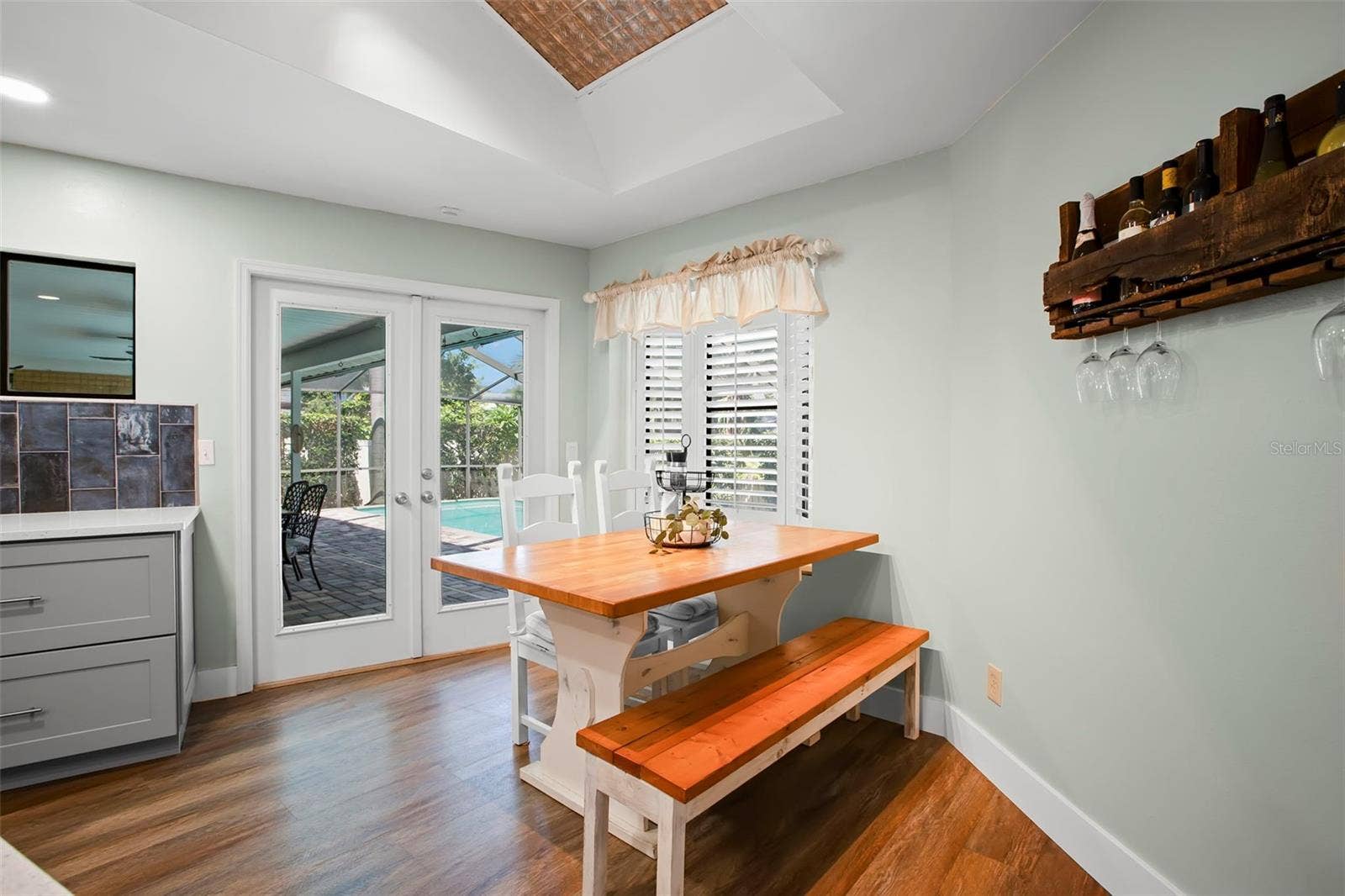 1419 INDIAN TRAIL S, Palm Harbor, FL 34683 Dinette