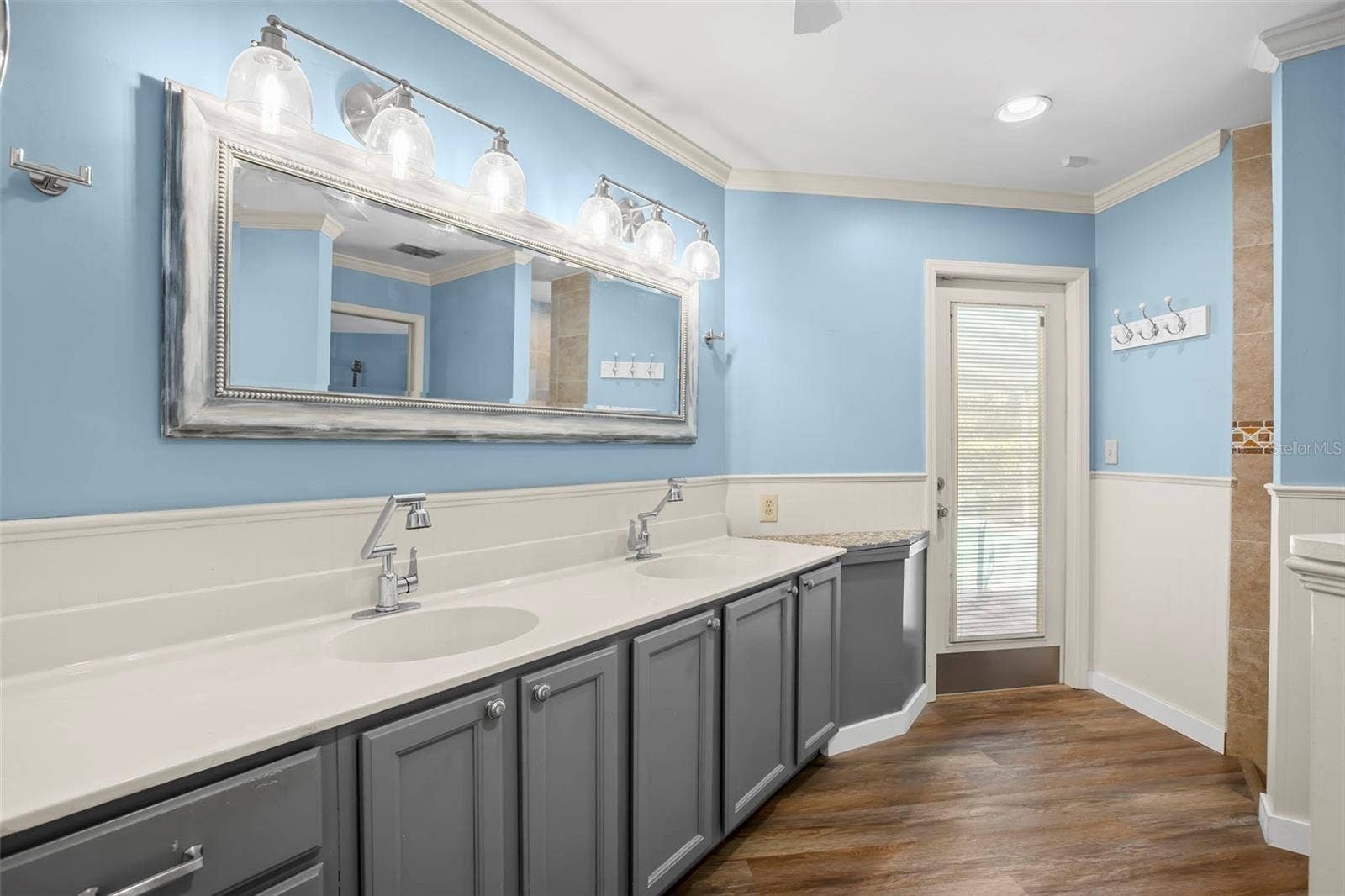 1419 INDIAN TRAIL S, Palm Harbor, FL 34683 Primary En Suite Bathroom