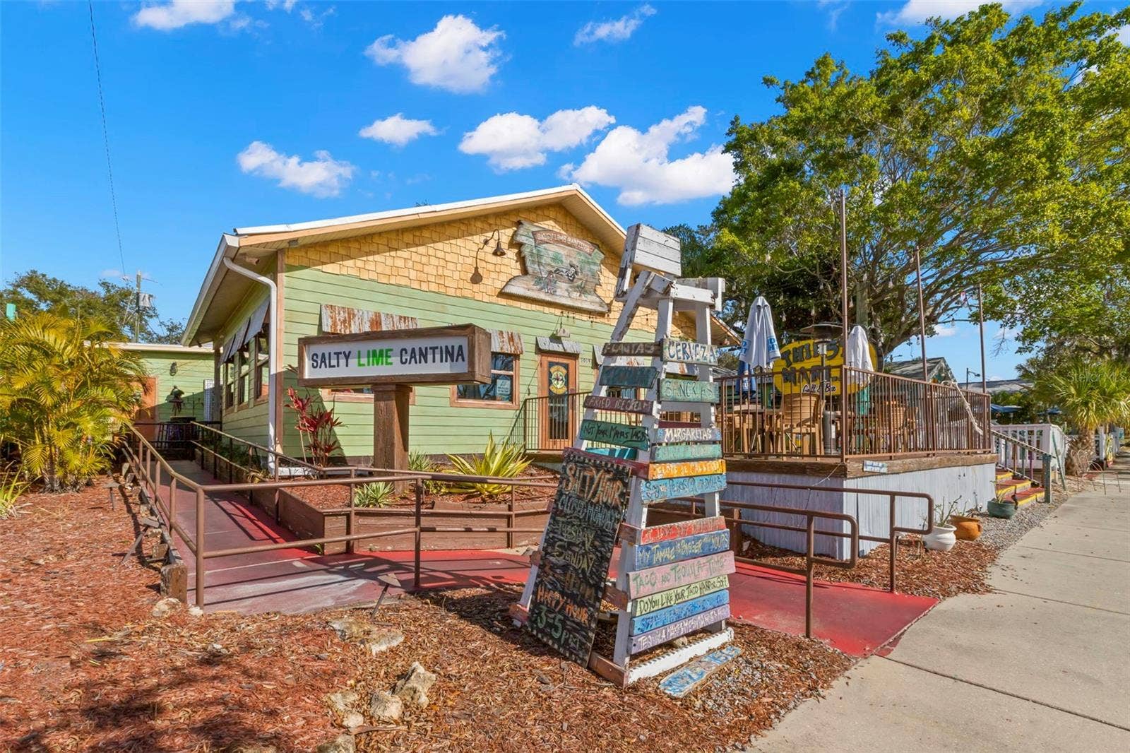 1419 INDIAN TRAIL S, Palm Harbor, FL 34683 Local Amenities
