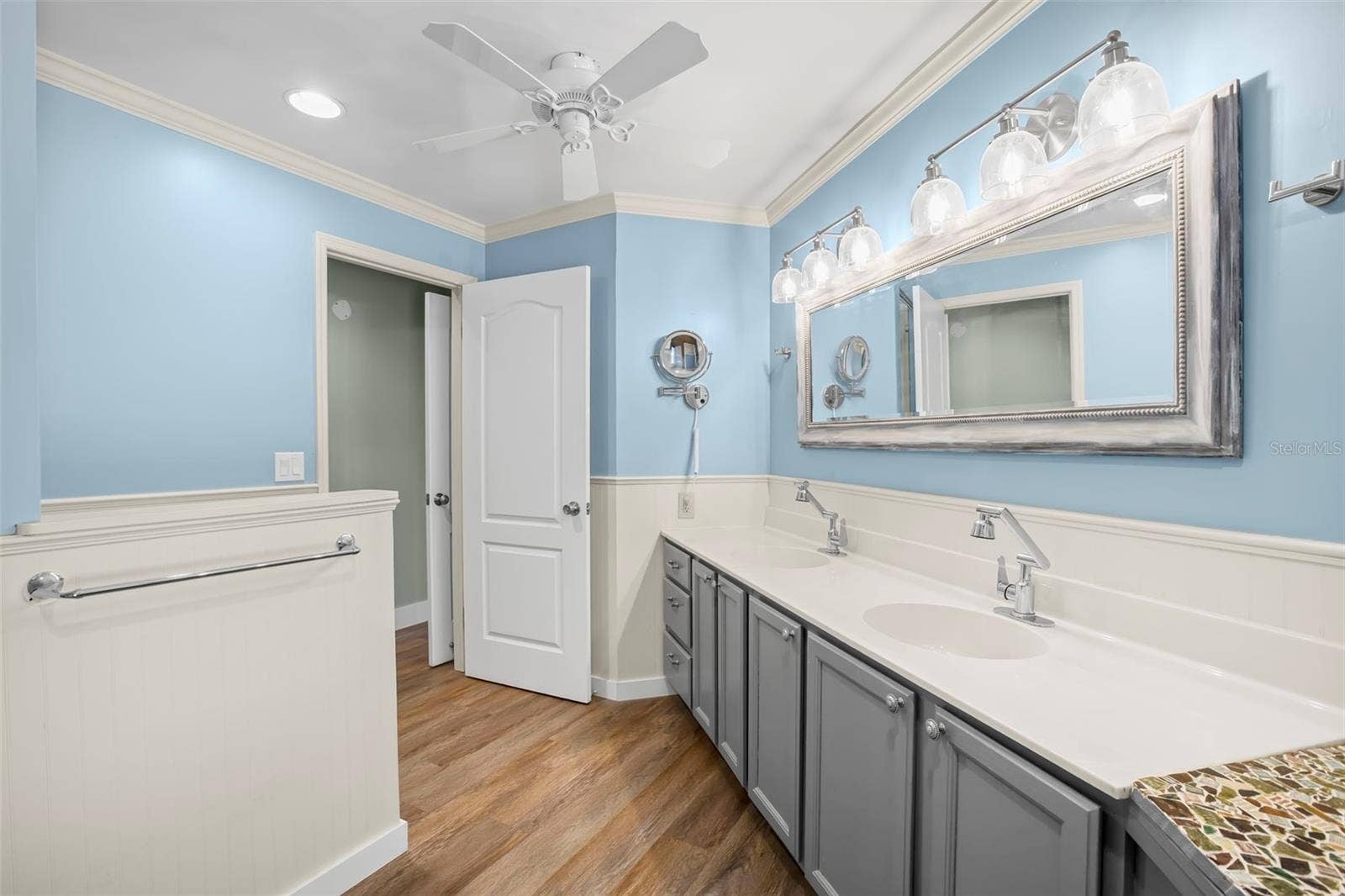 1419 INDIAN TRAIL S, Palm Harbor, FL 34683 Primary En Suite Bathroom