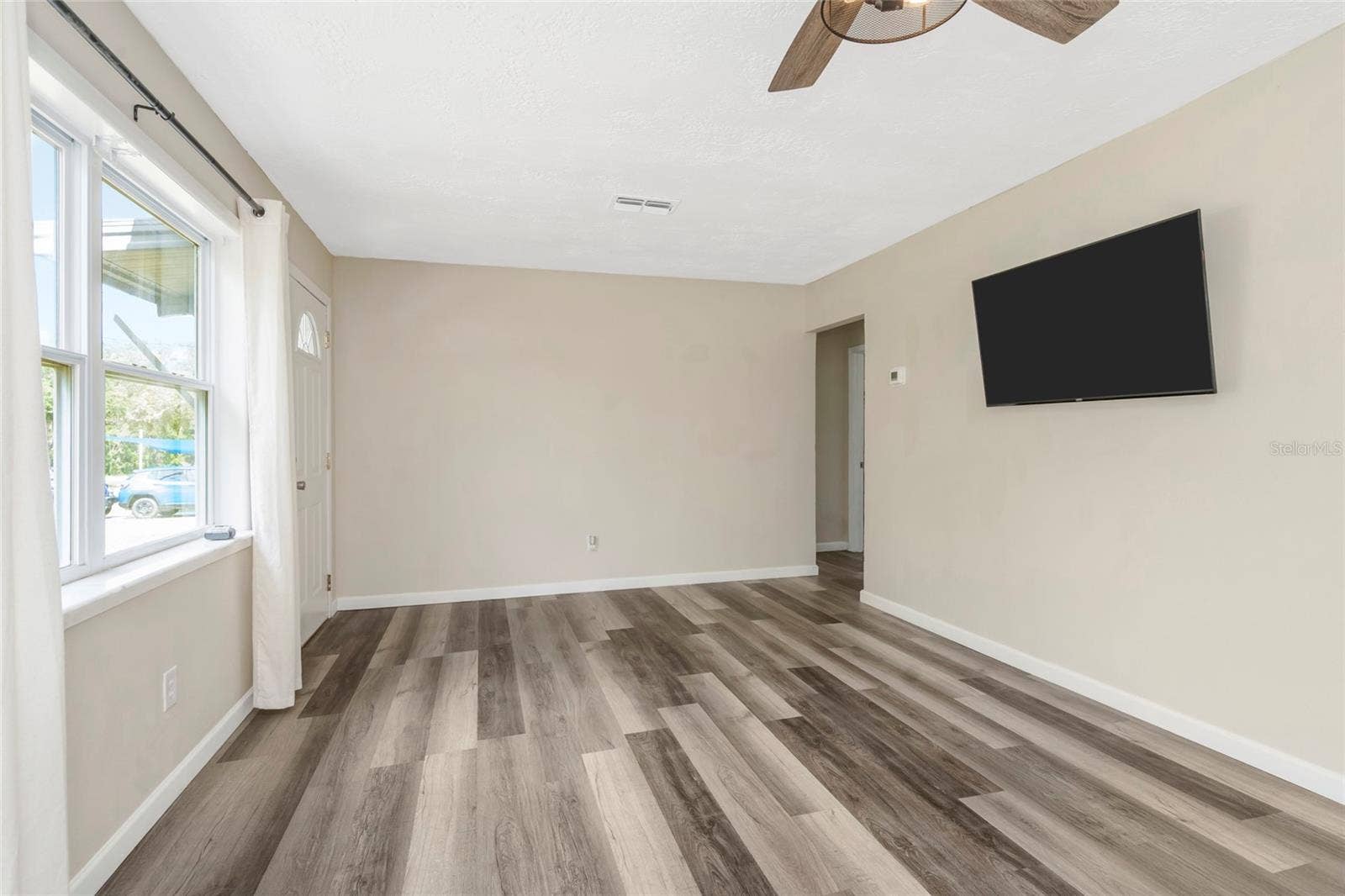7246 SEALAWN DRIVE, Spring Hill, FL 34606 Living / Dining