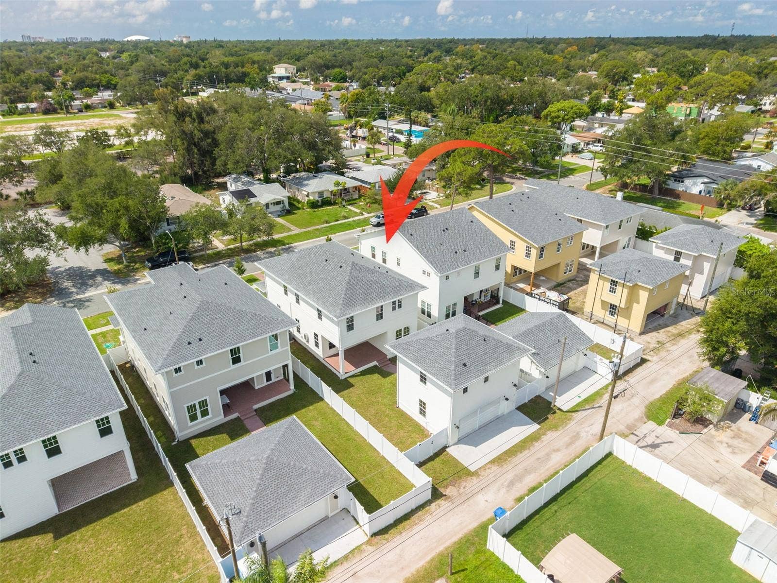 461 47TH AVENUE N, St Petersburg, FL 33703 461 47TH AVENUE N, St Petersburg, FL 33703