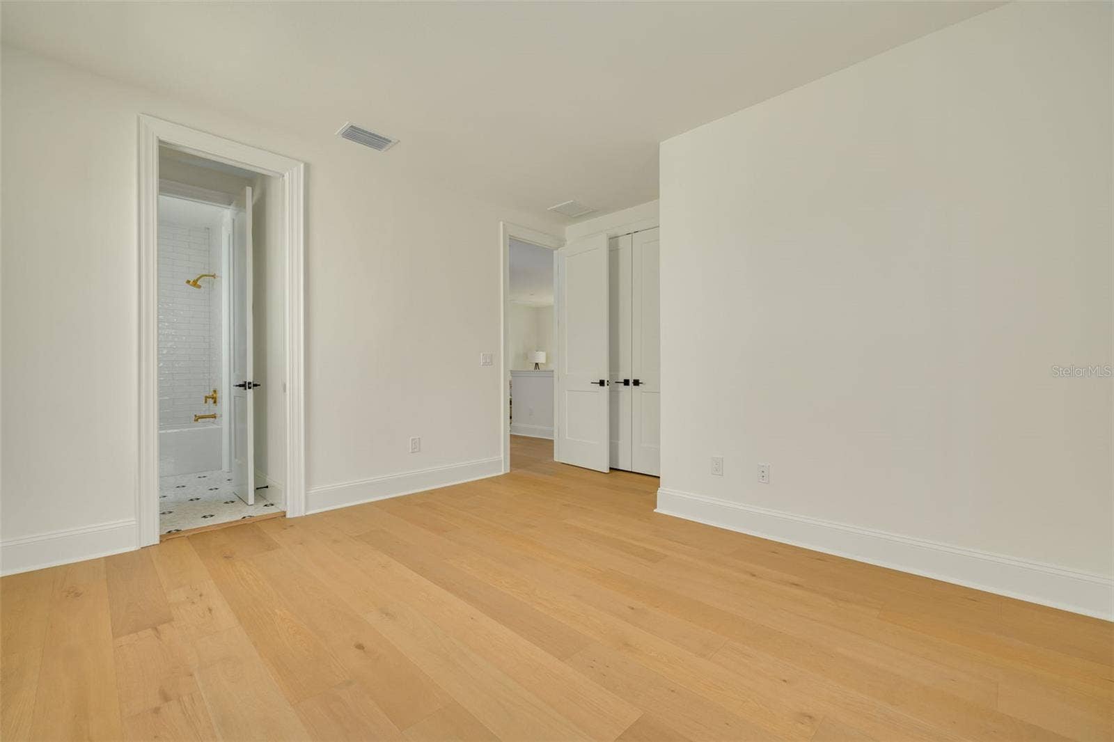 461 47TH AVENUE N, St Petersburg, FL 33703 461 47TH AVENUE N, St Petersburg, FL 33703