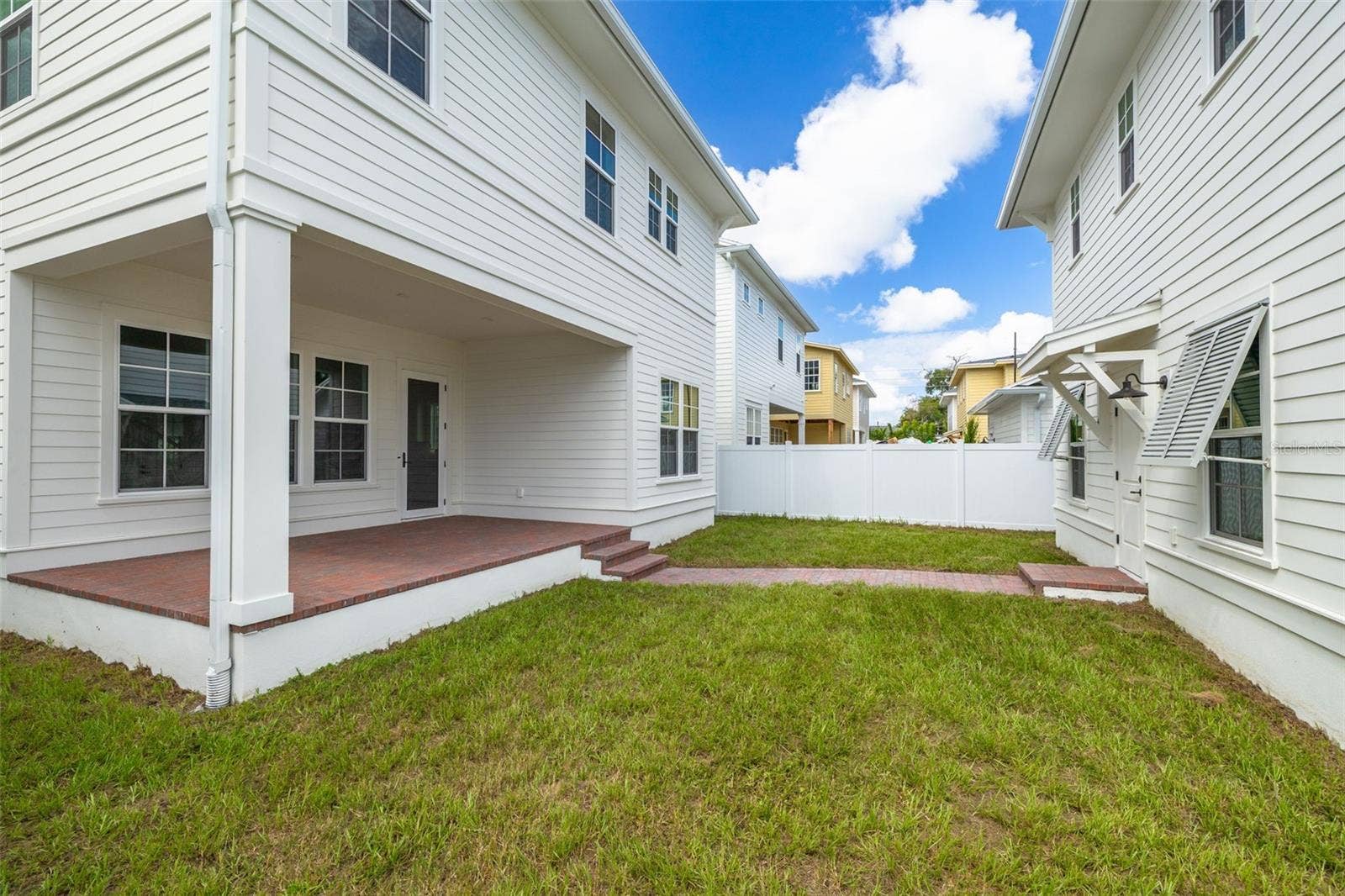 461 47TH AVENUE N, St Petersburg, FL 33703 461 47TH AVENUE N, St Petersburg, FL 33703