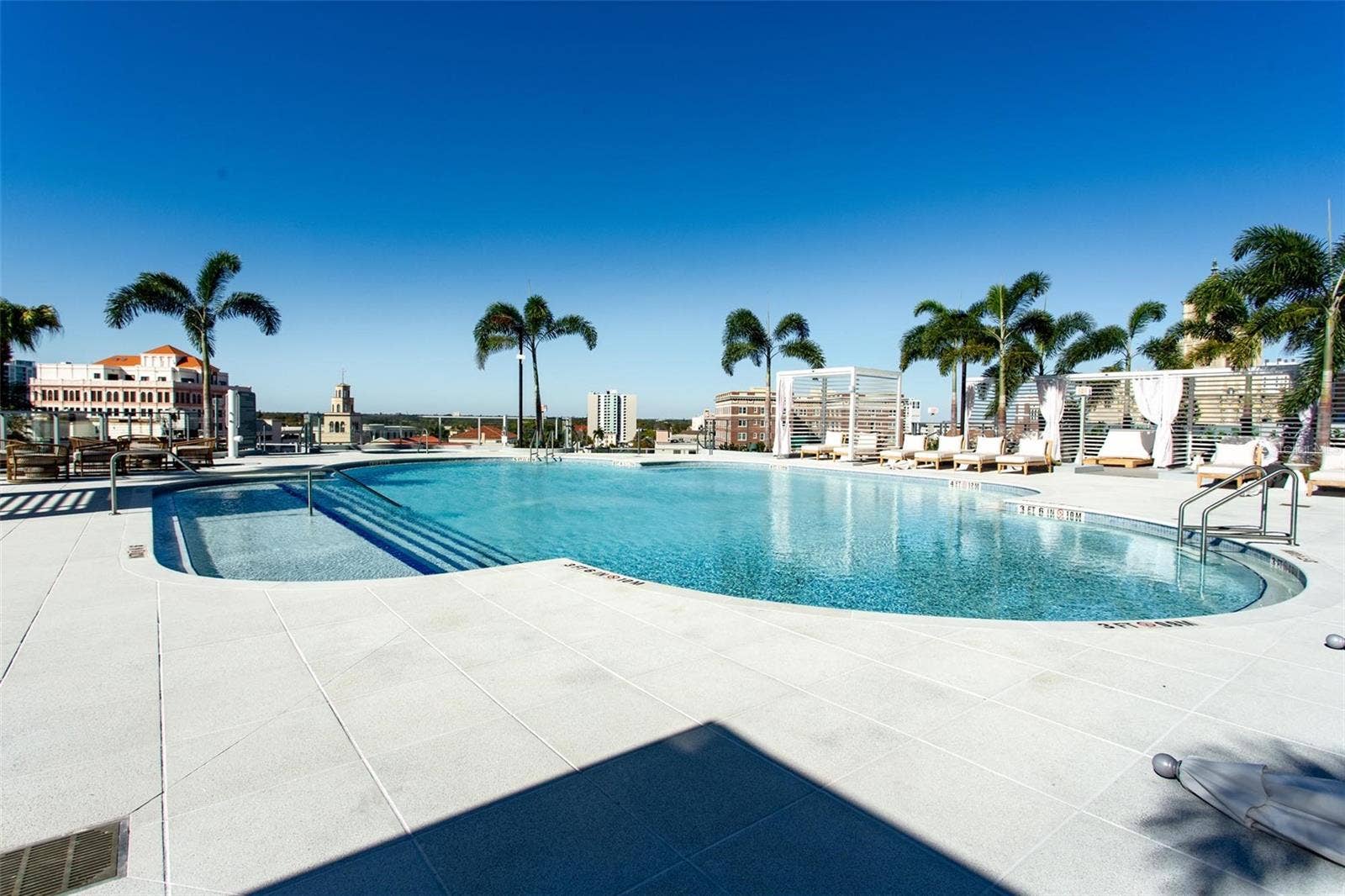 400 CENTRAL AVENUE, #1904, St Petersburg, FL 33701 400 CENTRAL AVENUE, #1904, St Petersburg, FL 33701