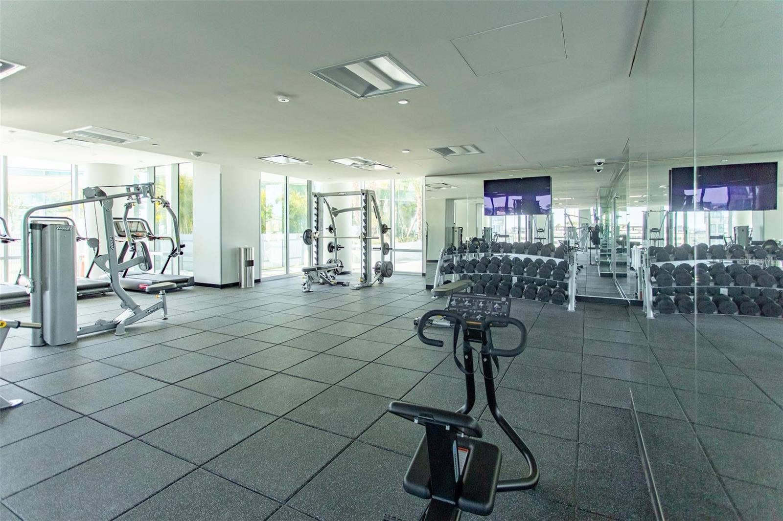 400 CENTRAL AVENUE, #1904, St Petersburg, FL 33701 400 CENTRAL AVENUE, #1904, St Petersburg, FL 33701