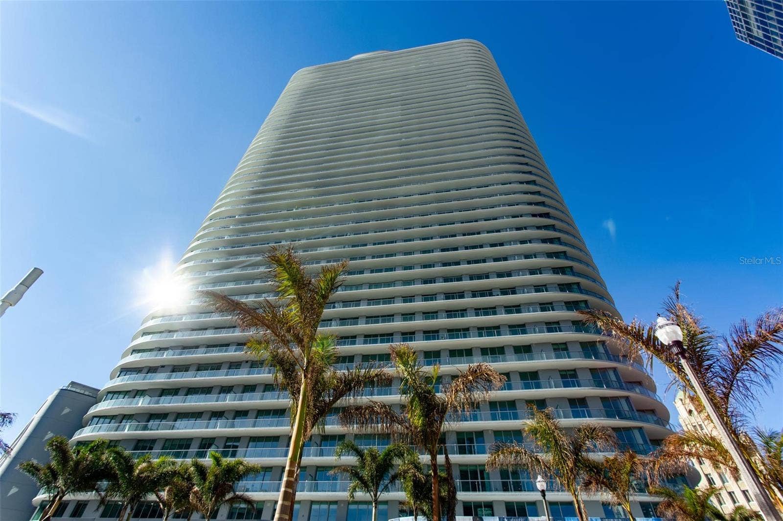 400 CENTRAL AVENUE, #1904, St Petersburg, FL 33701 400 CENTRAL AVENUE, #1904, St Petersburg, FL 33701