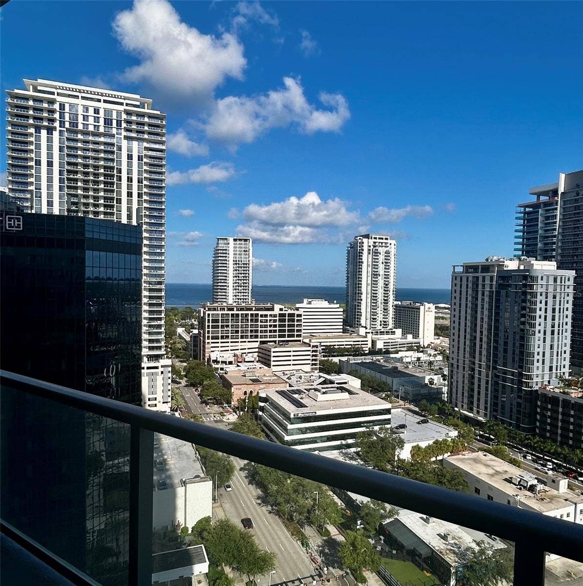 400 CENTRAL AVENUE, #1904, St Petersburg, FL 33701 400 CENTRAL AVENUE, #1904, St Petersburg, FL 33701