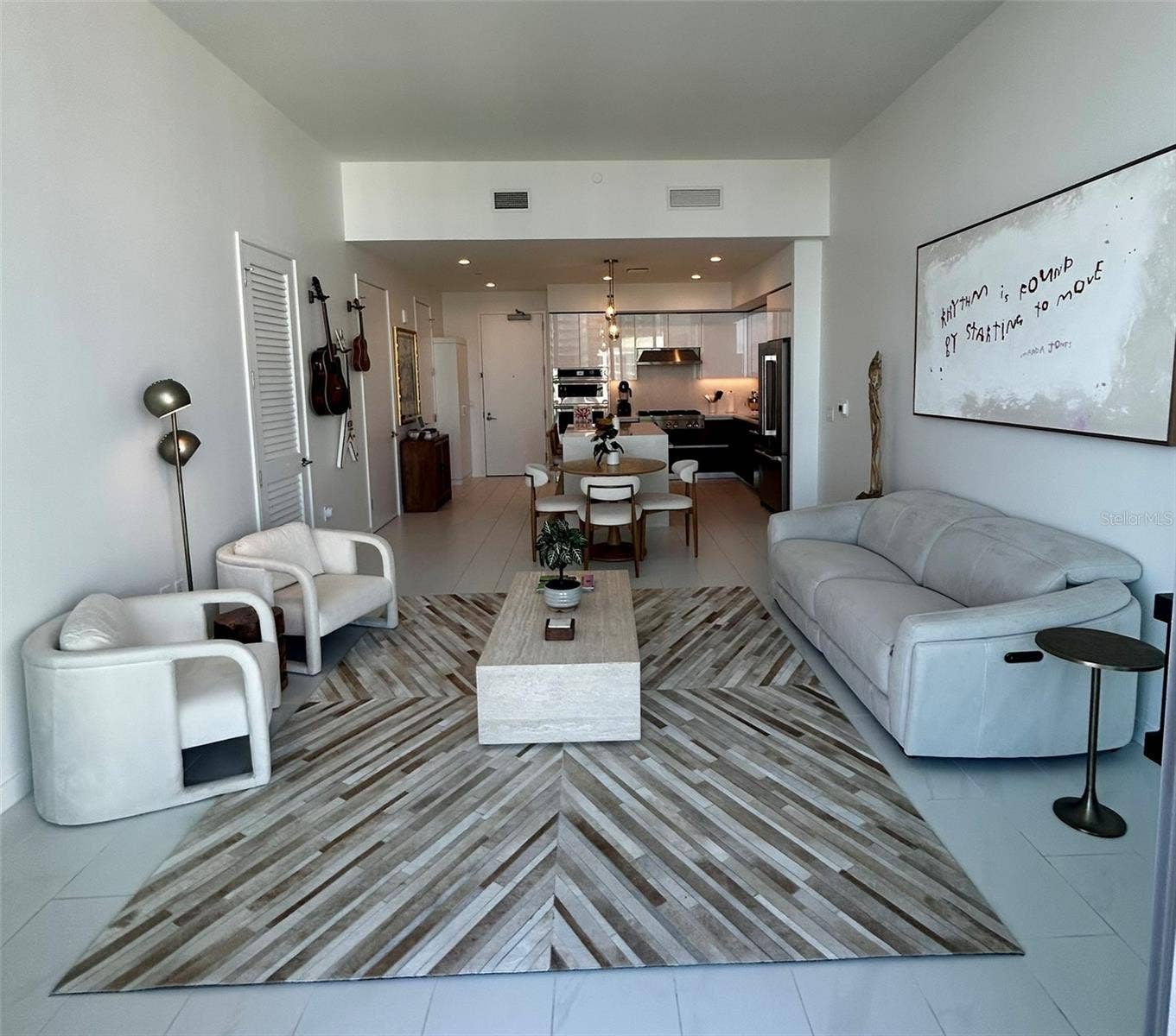 400 CENTRAL AVENUE, #1904, St Petersburg, FL 33701 400 CENTRAL AVENUE, #1904, St Petersburg, FL 33701
