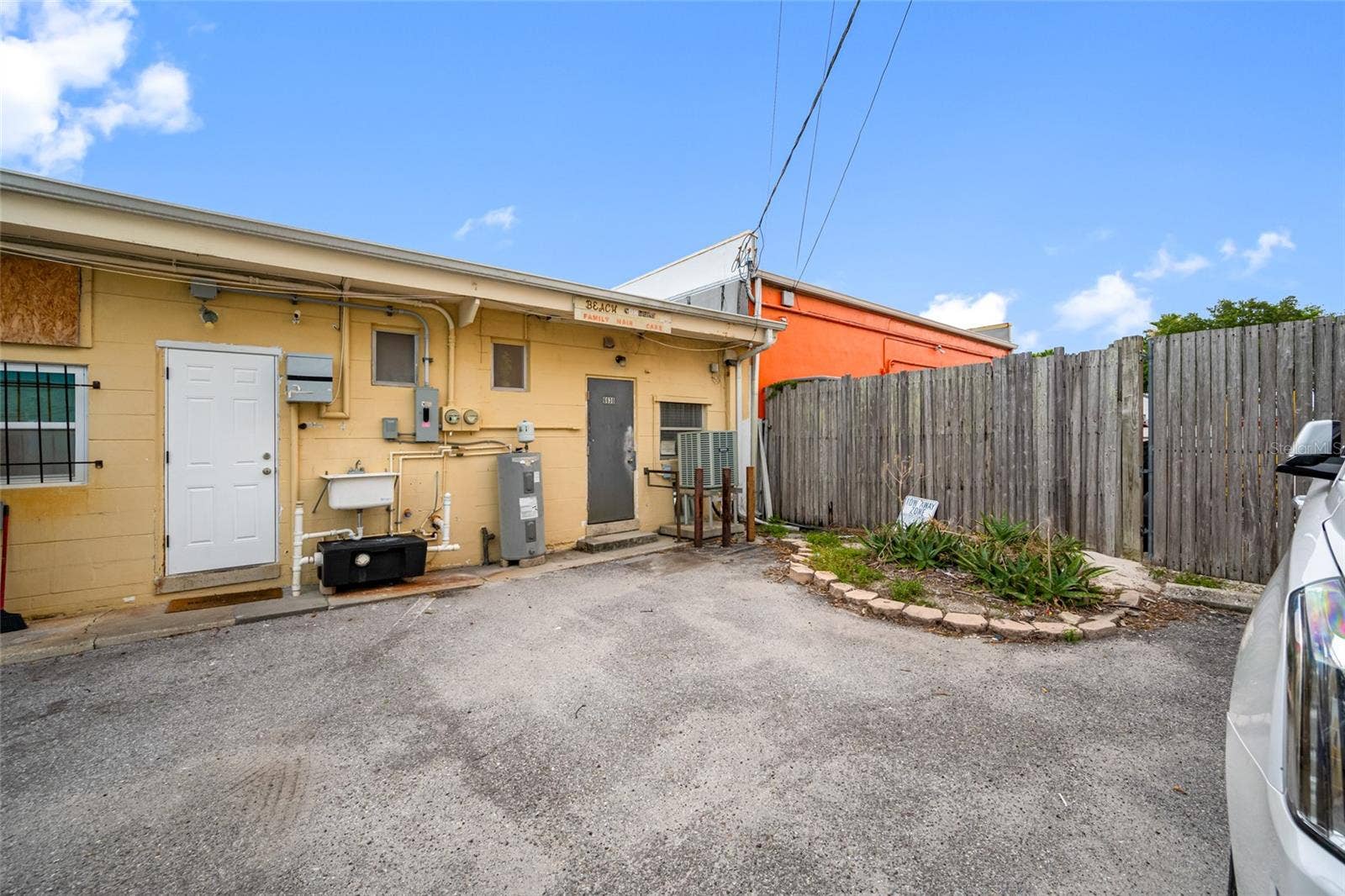 6630 GULF BOULEVARD, St Pete Beach, FL 33706 6630 GULF BOULEVARD, St Pete Beach, FL 33706