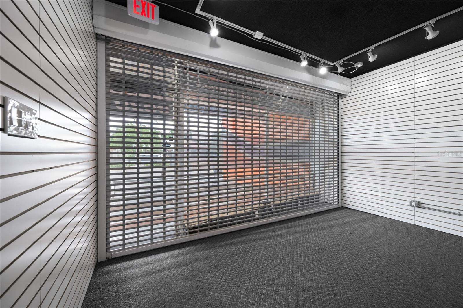 6630 GULF BOULEVARD, St Pete Beach, FL 33706 6630 GULF BOULEVARD, St Pete Beach, FL 33706