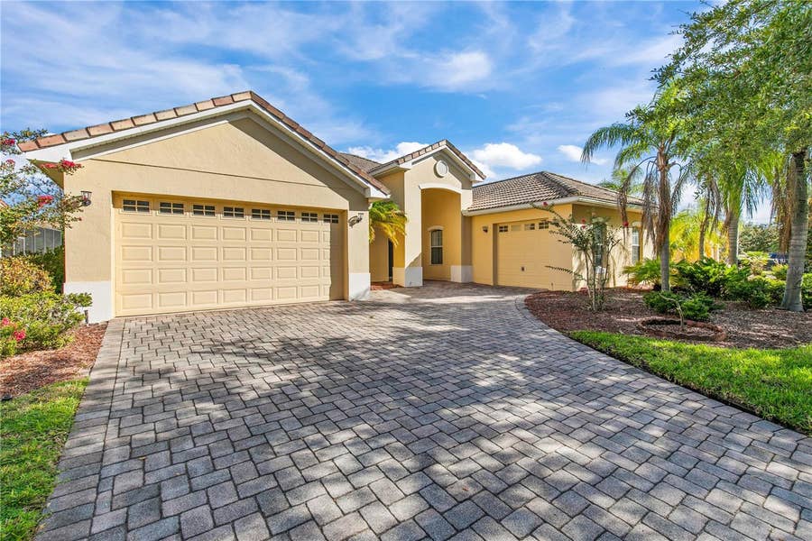 Property photo for 2671 BOAT COVE CIRCLE, Kissimmee, FL
