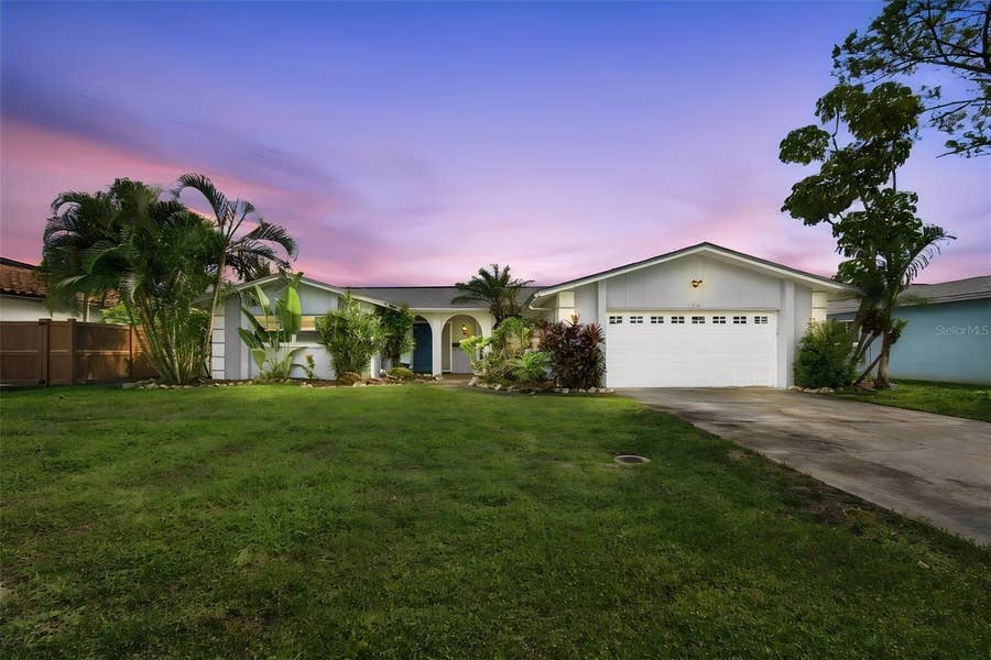 Property photo for 128 98TH AVENUE N, St Petersburg, FL