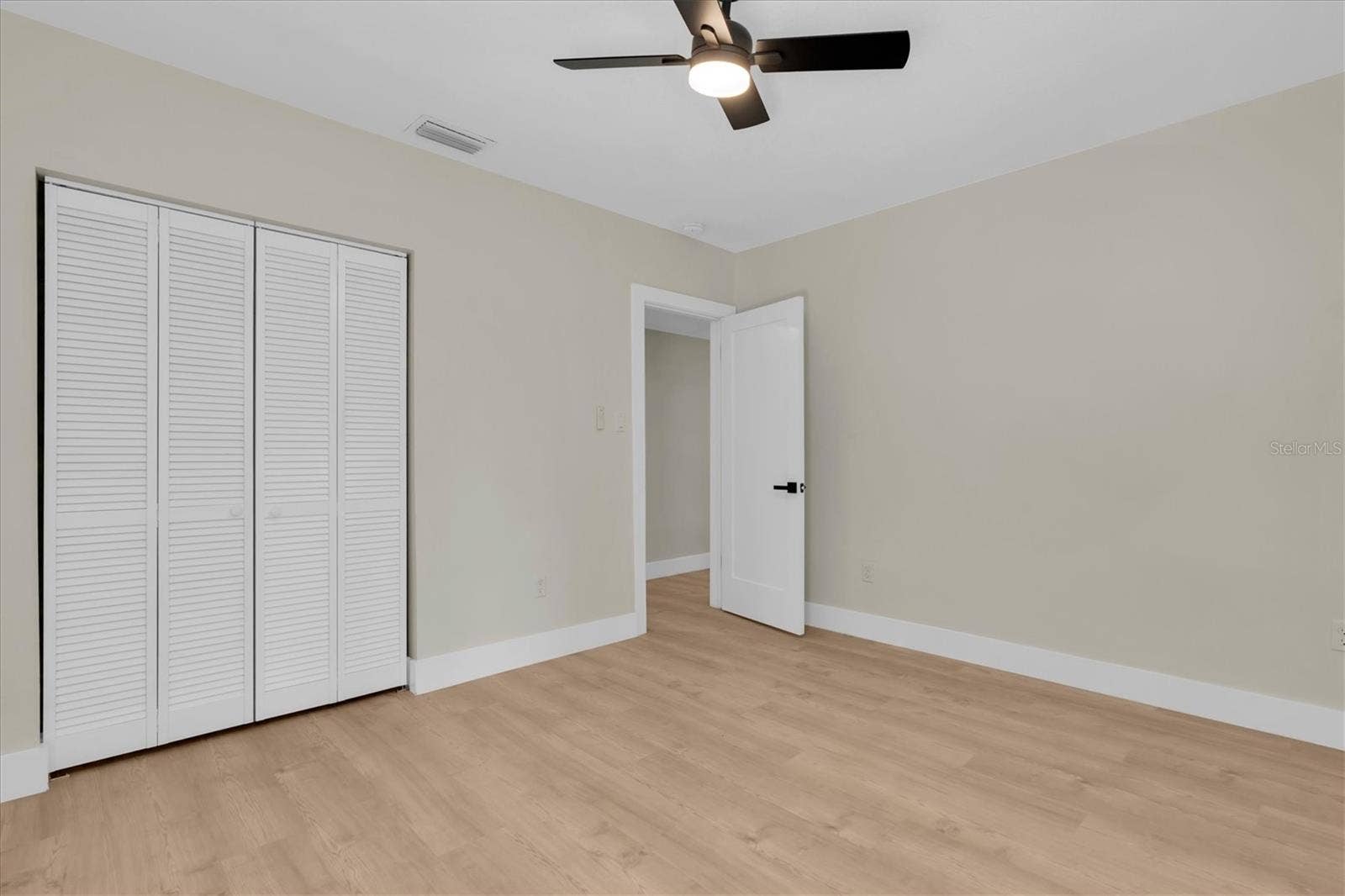 104 W LAMBRIGHT STREET, Tampa, FL 33604 104 W LAMBRIGHT STREET, Tampa, FL 33604