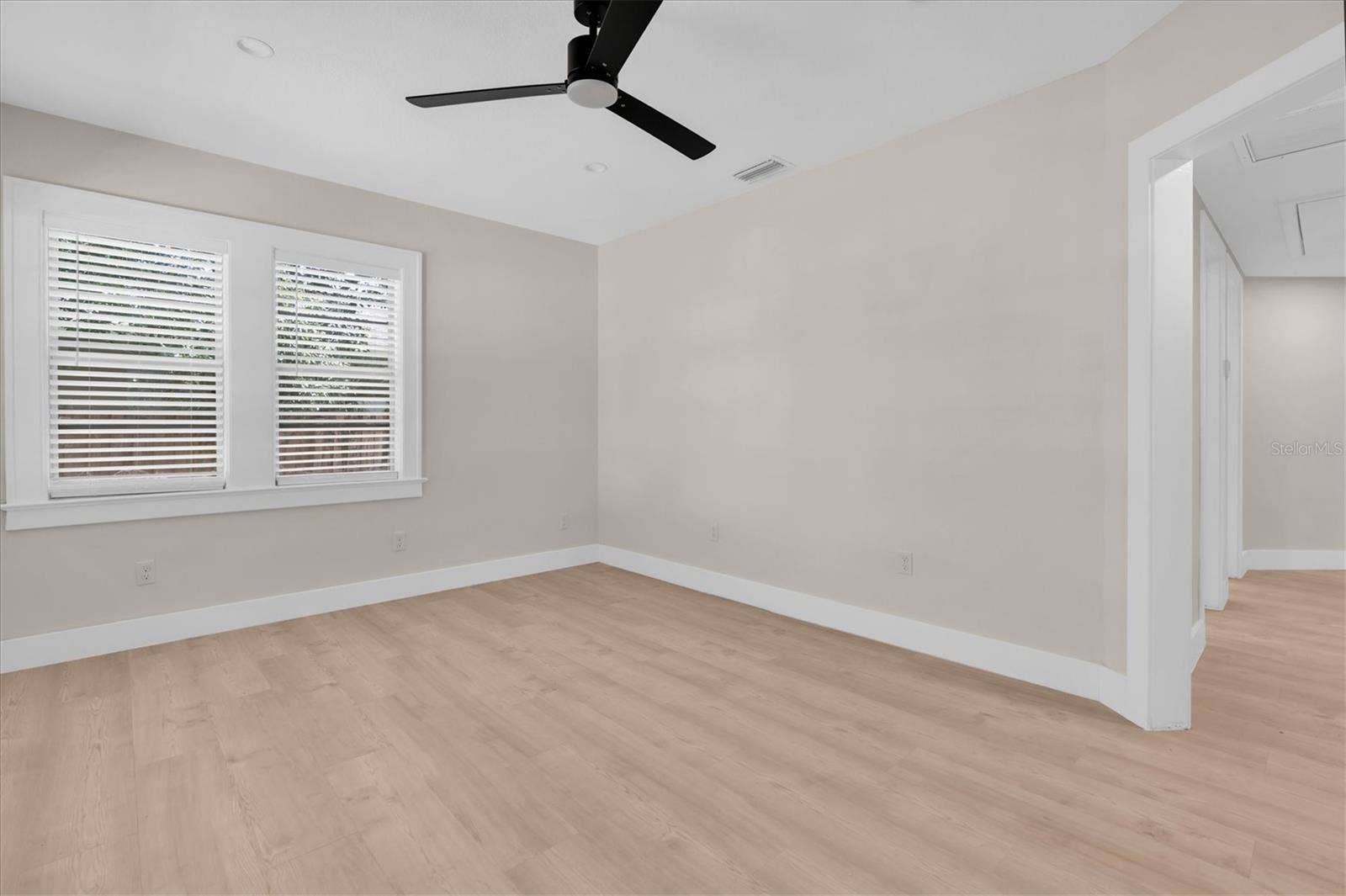104 W LAMBRIGHT STREET, Tampa, FL 33604 104 W LAMBRIGHT STREET, Tampa, FL 33604