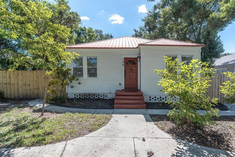 Property photo for 104 W LAMBRIGHT STREET, Tampa, FL