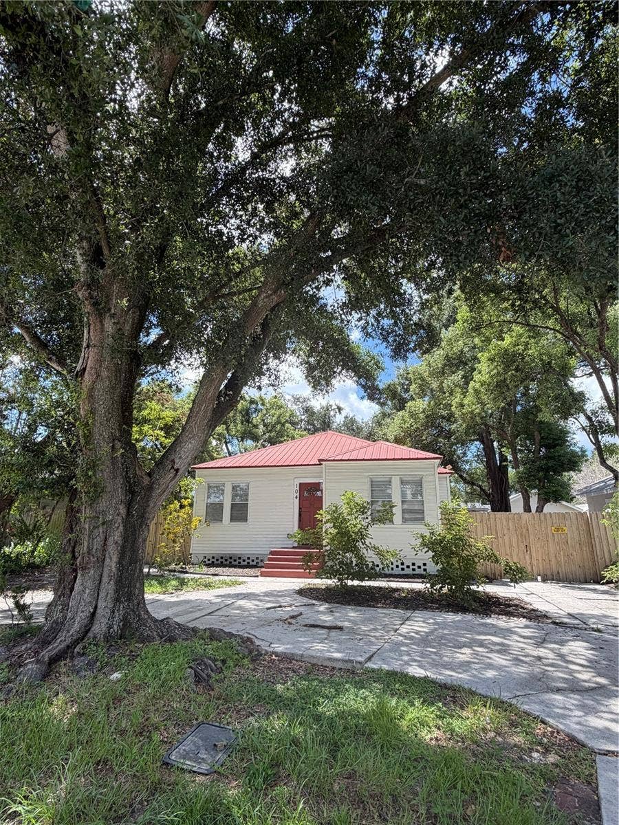 Property photo for 104 W LAMBRIGHT STREET, Tampa, FL