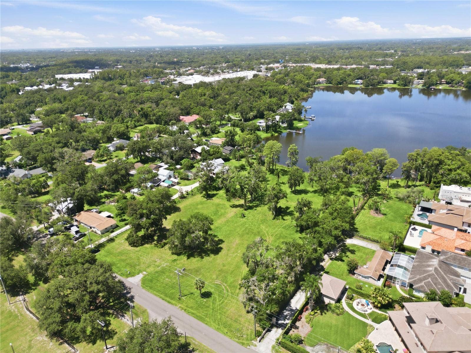 13414 & 13416 N LINCOLN AVENUE, Tampa, FL 33618 13414 & 13416 N LINCOLN AVENUE, Tampa, FL 33618