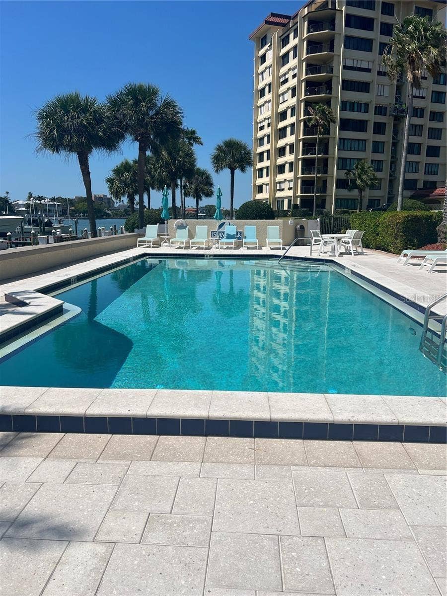 690 ISLAND WAY, #208, Clearwater, FL 33767 690 ISLAND WAY, #208, Clearwater, FL 33767