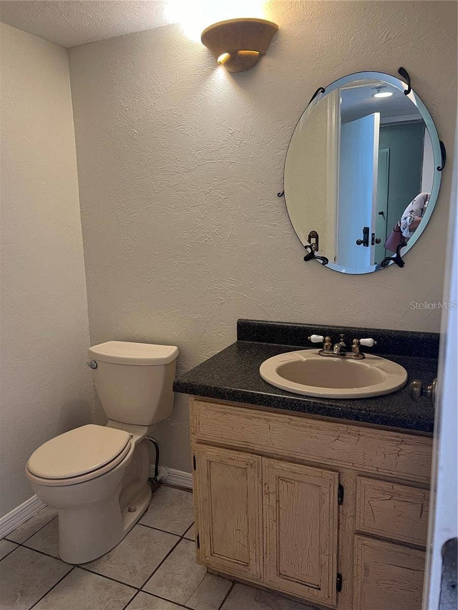 690 ISLAND WAY, #208, Clearwater, FL 33767 690 ISLAND WAY, #208, Clearwater, FL 33767