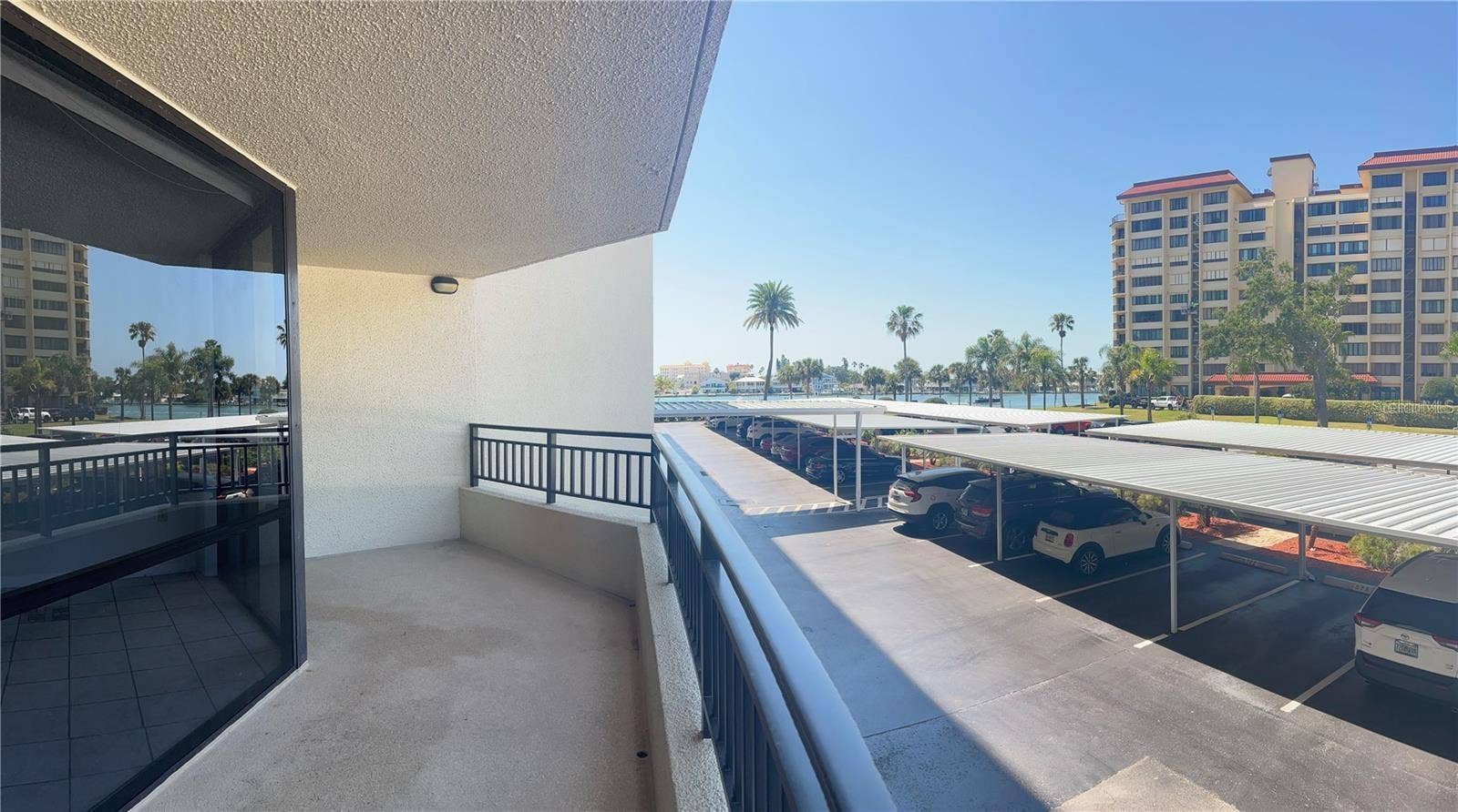 690 ISLAND WAY, #208, Clearwater, FL 33767 690 ISLAND WAY, #208, Clearwater, FL 33767