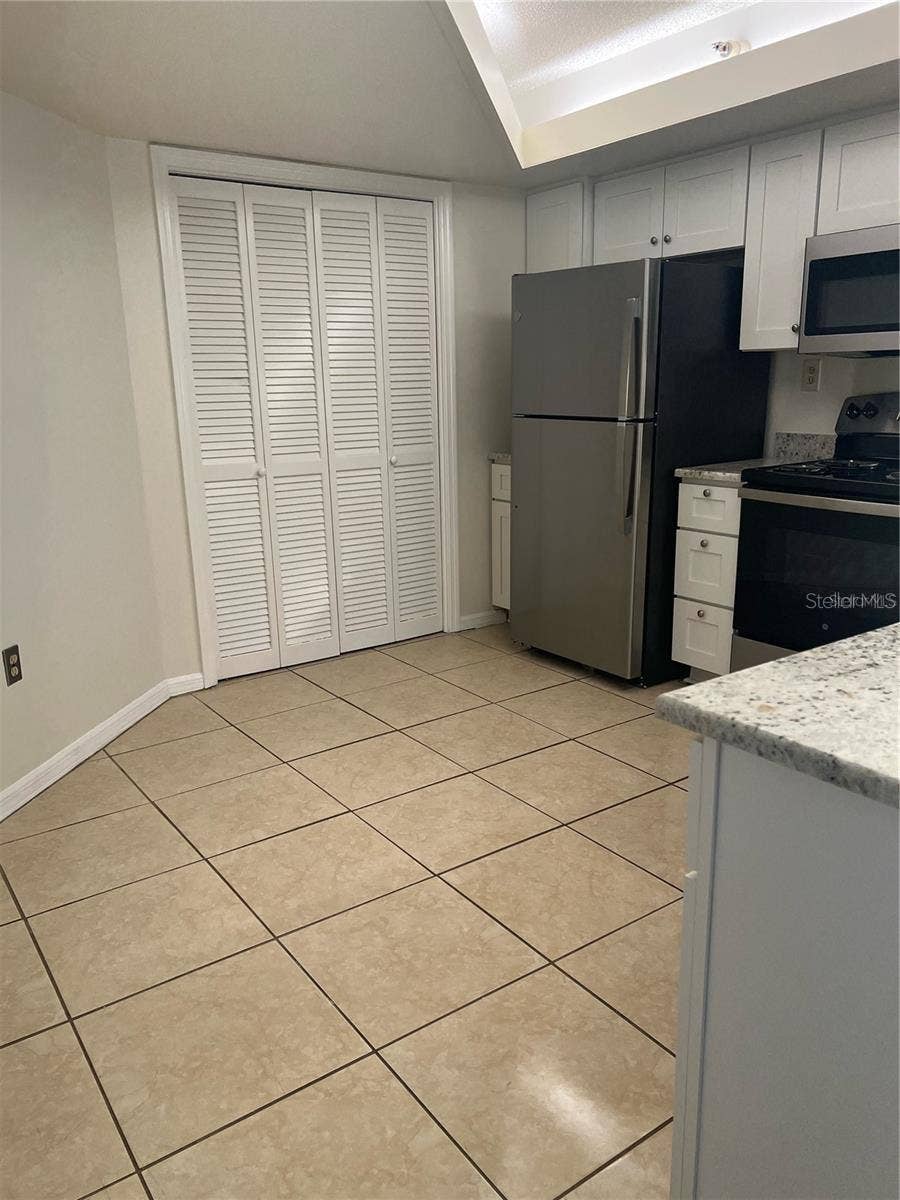 690 ISLAND WAY, #208, Clearwater, FL 33767 690 ISLAND WAY, #208, Clearwater, FL 33767