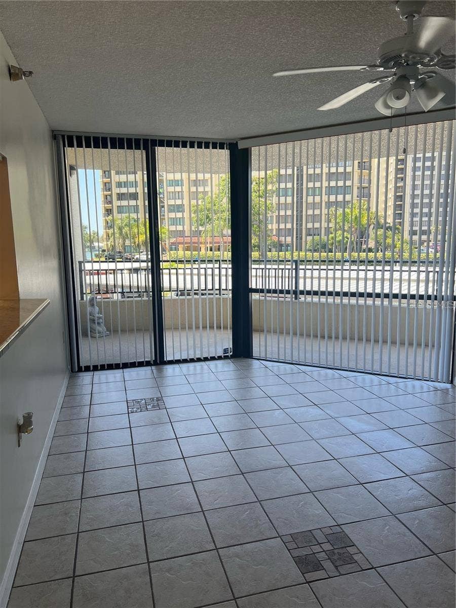690 ISLAND WAY, #208, Clearwater, FL 33767 690 ISLAND WAY, #208, Clearwater, FL 33767