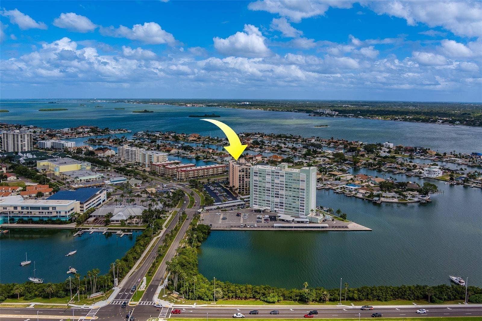 51 ISLAND WAY, #909, Clearwater, FL 33767 51 ISLAND WAY, #909, Clearwater, FL 33767
